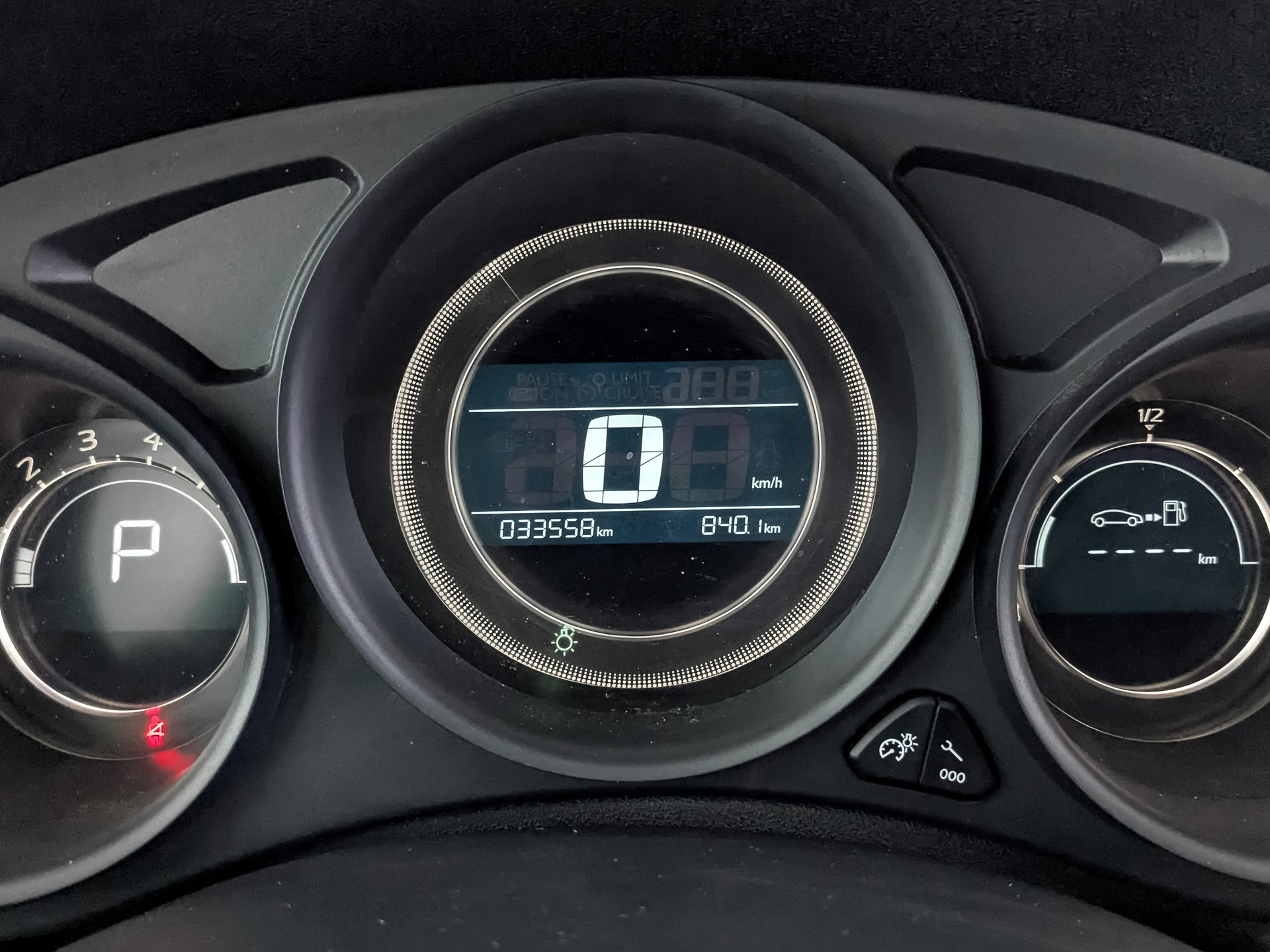 CITROEN C4 1.60 (115 л.с), автомат, 2020, пробег 33 548 км