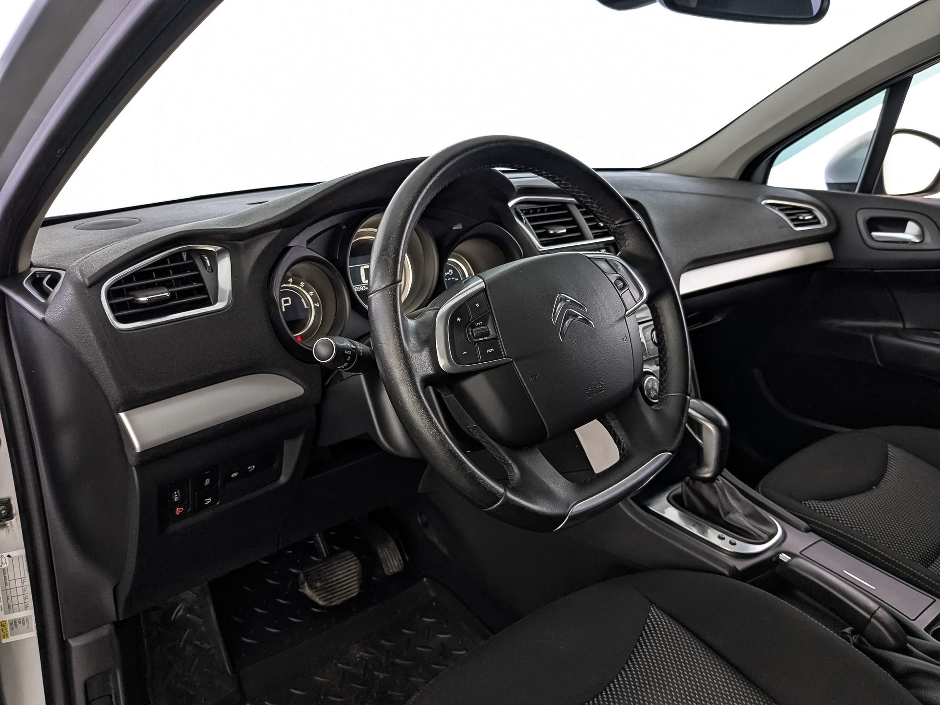 CITROEN C4 1.60 (115 л.с), автомат, 2020, пробег 98 568 км
