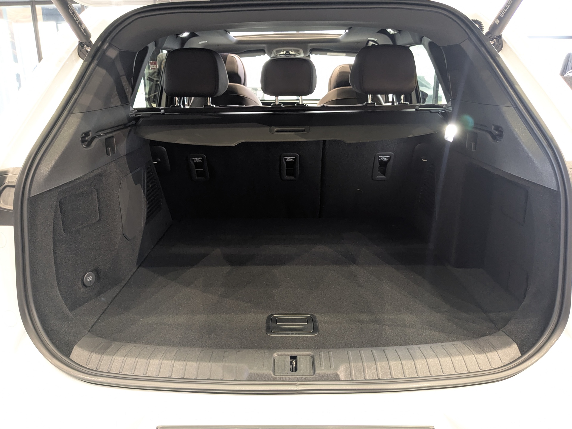 Фото Exeed TXL FL Flagship 2.0T/197 8AT 4WD