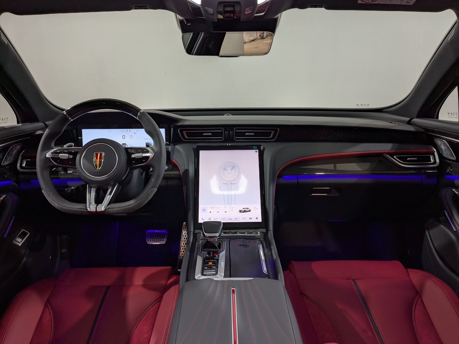 Фото Hongqi H6 Dynamic 2.0T/245 8AT 5L