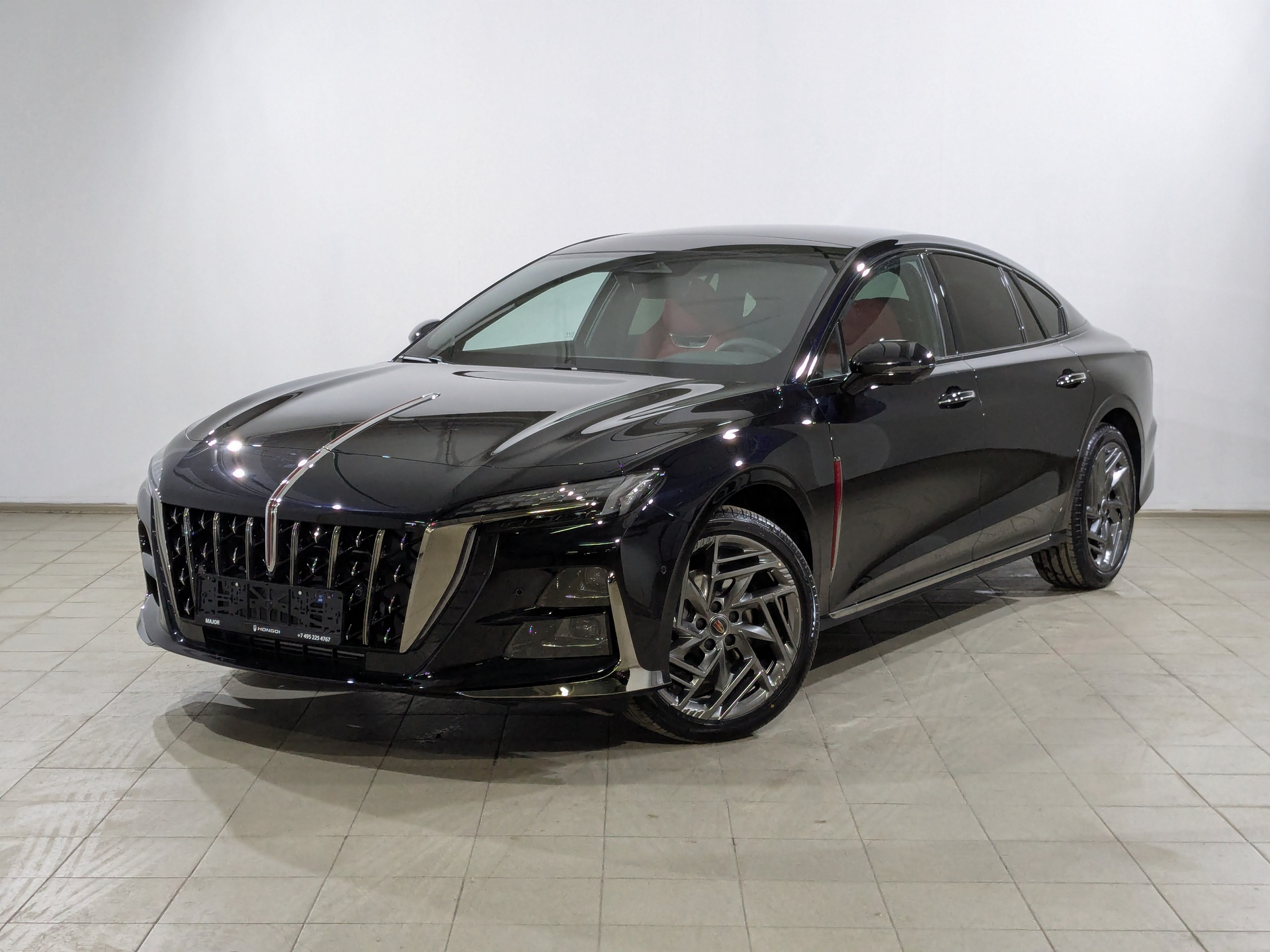 Фото Hongqi H6 Dynamic 2.0T/245 8AT 5L