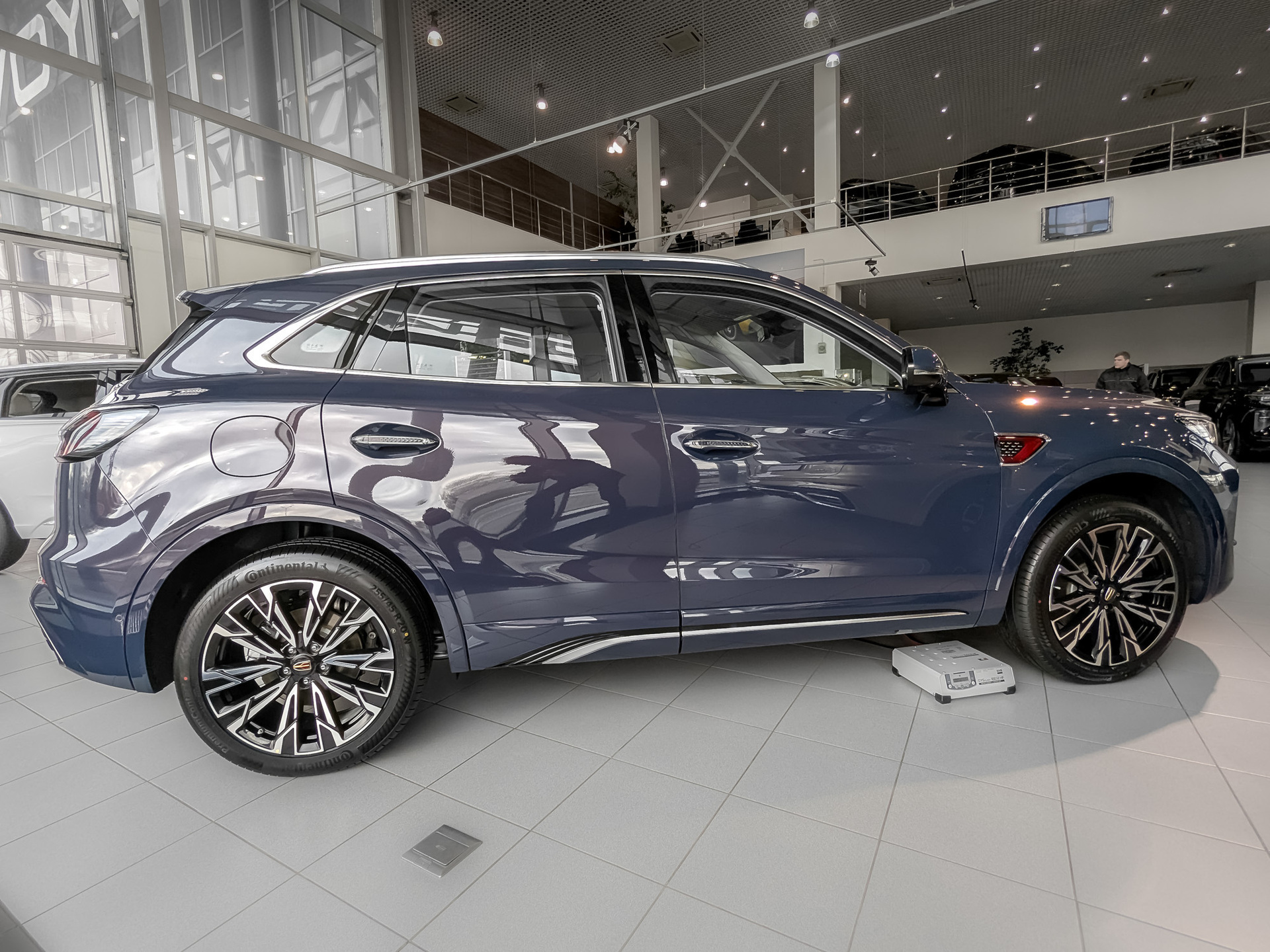 Фото Hongqi HS5 FL Deluxe  2.0T/245 8AT 4WD