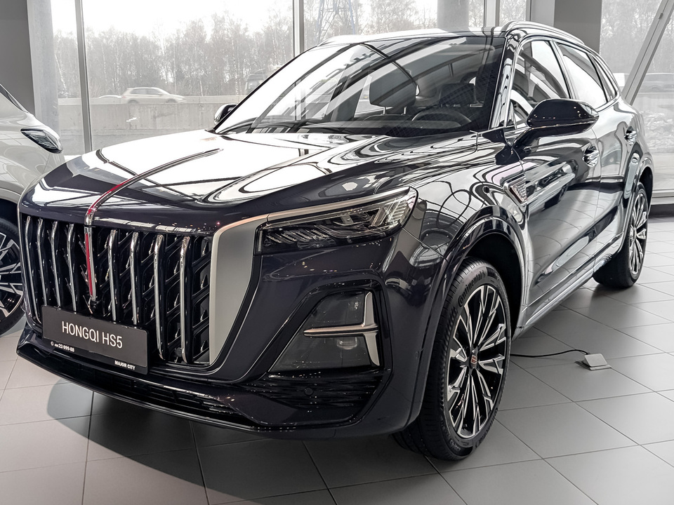 Hongqi HS5 FL Deluxe  2.0T/245 8AT 4WD
