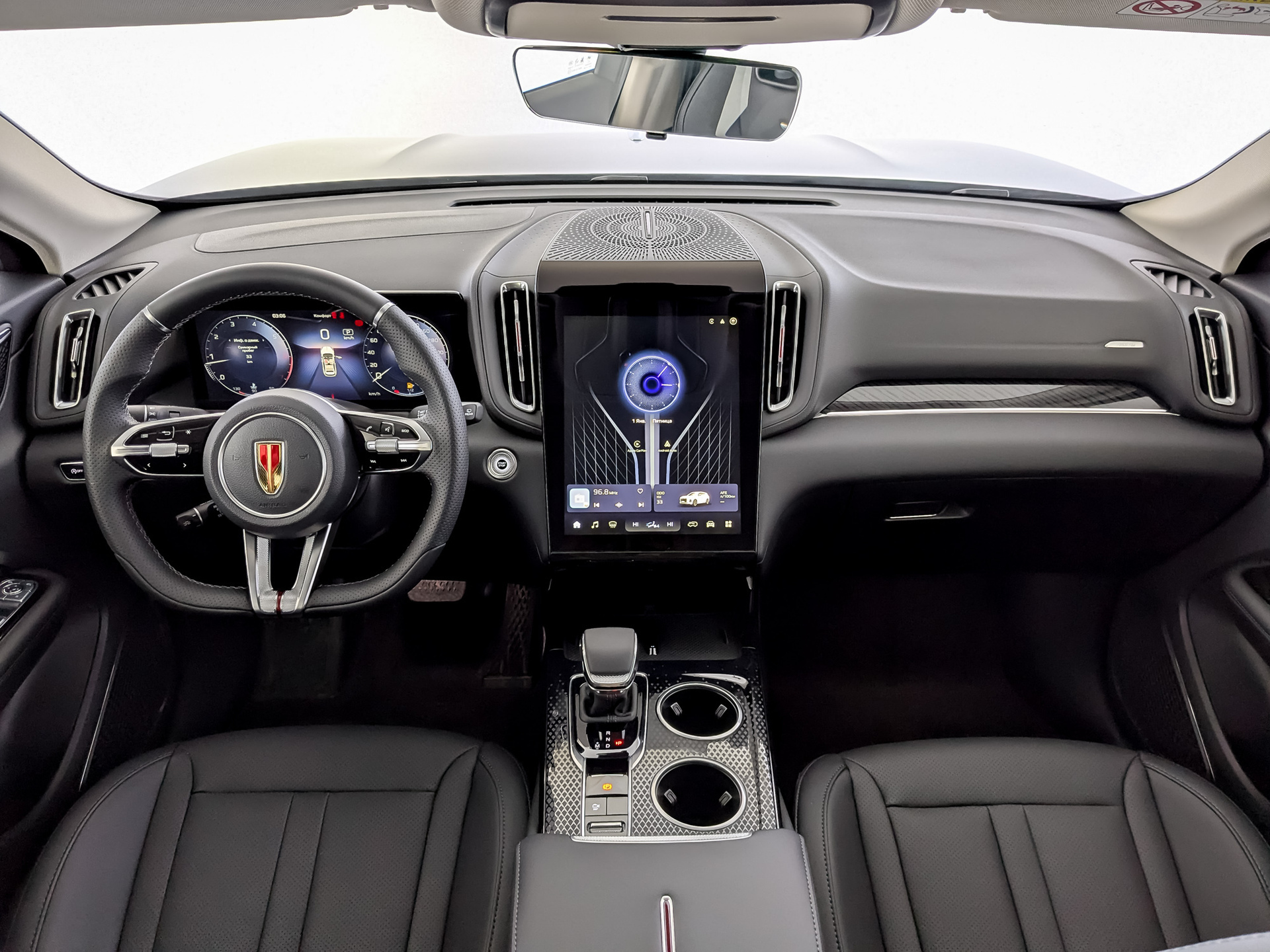 Фото Hongqi HS3 Comfort 1.5Т/156 7RT FWD