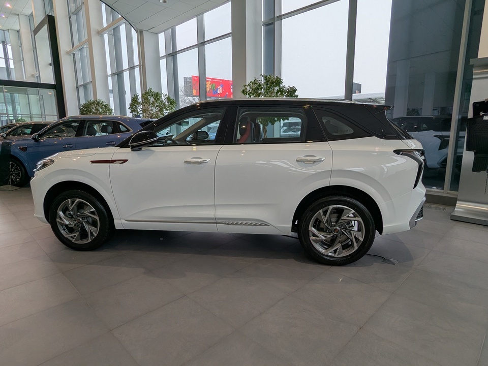 Hongqi HS3 Comfort 1.5Т/156 7RT FWD