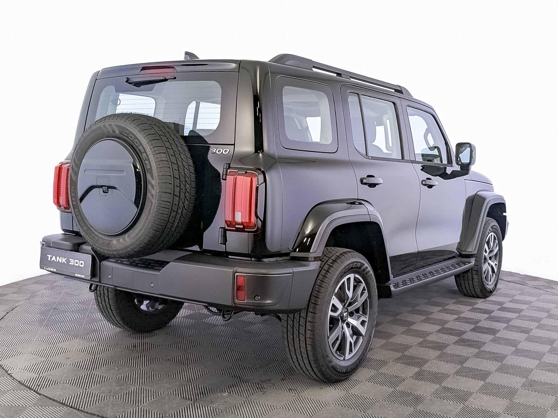 Фото Tank 300 Сити Драйв (City Adventure) 2.0T/220 8AT 4WD