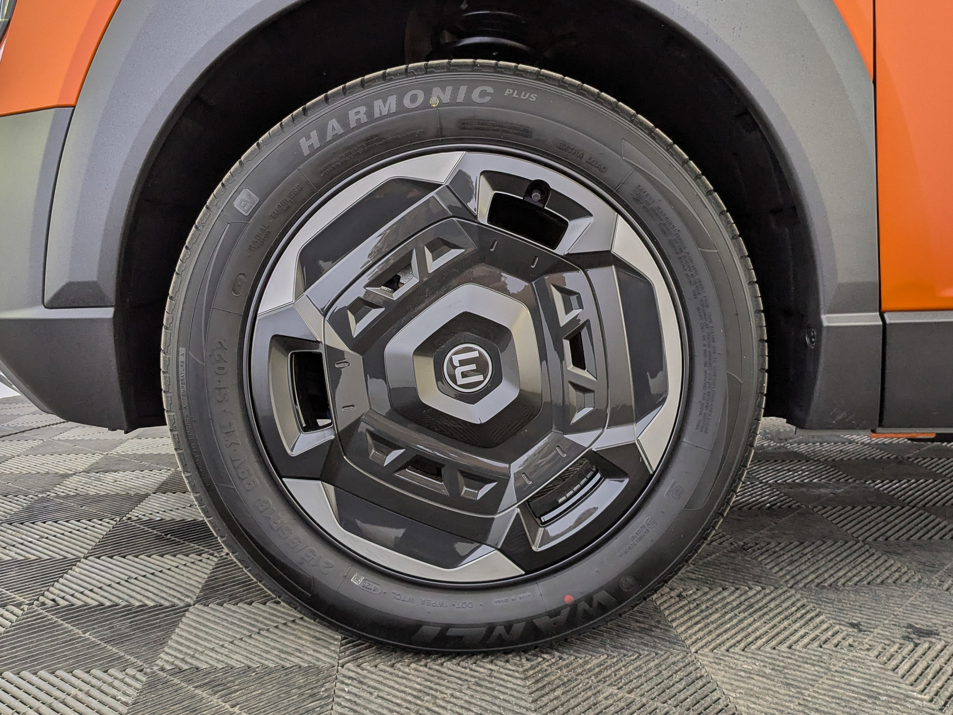 Фото Evolute i-JOY City+ EL/65 52кВт FWD