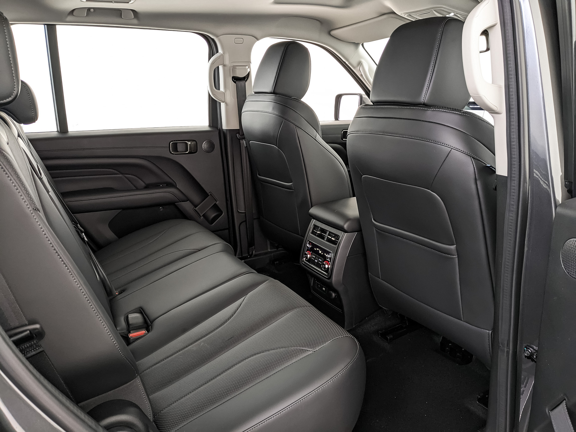 Фото Haval H9 Премиум 2.0T/218 8AT 4WD