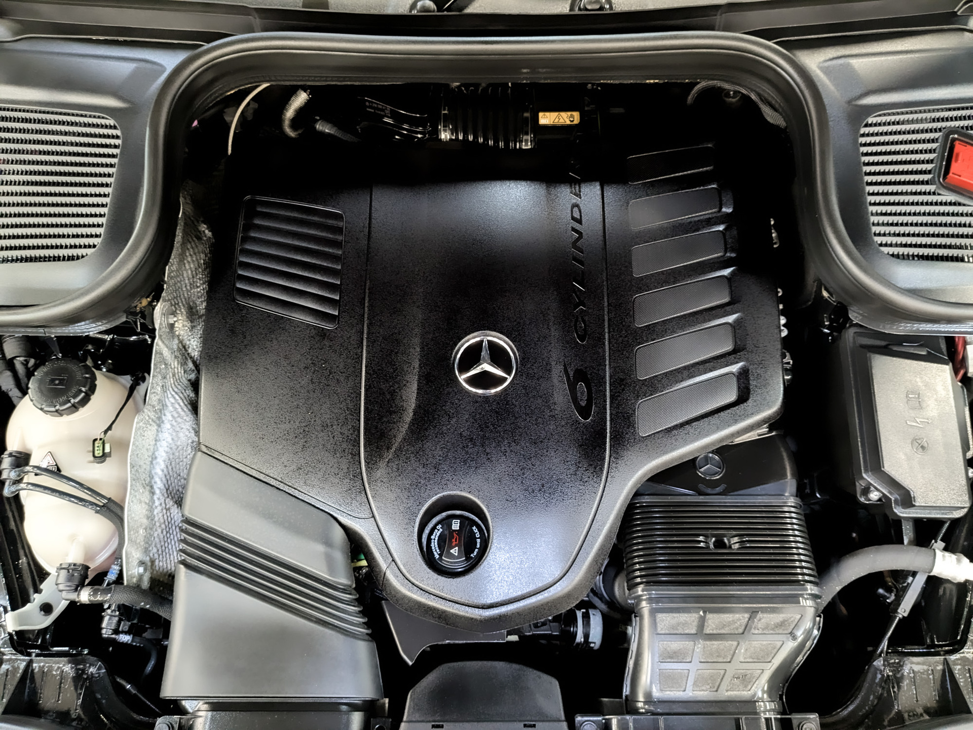 MERCEDES-BENZ GLS 3.00 (381 л.с), автомат, 2024, пробег 50 602 км
