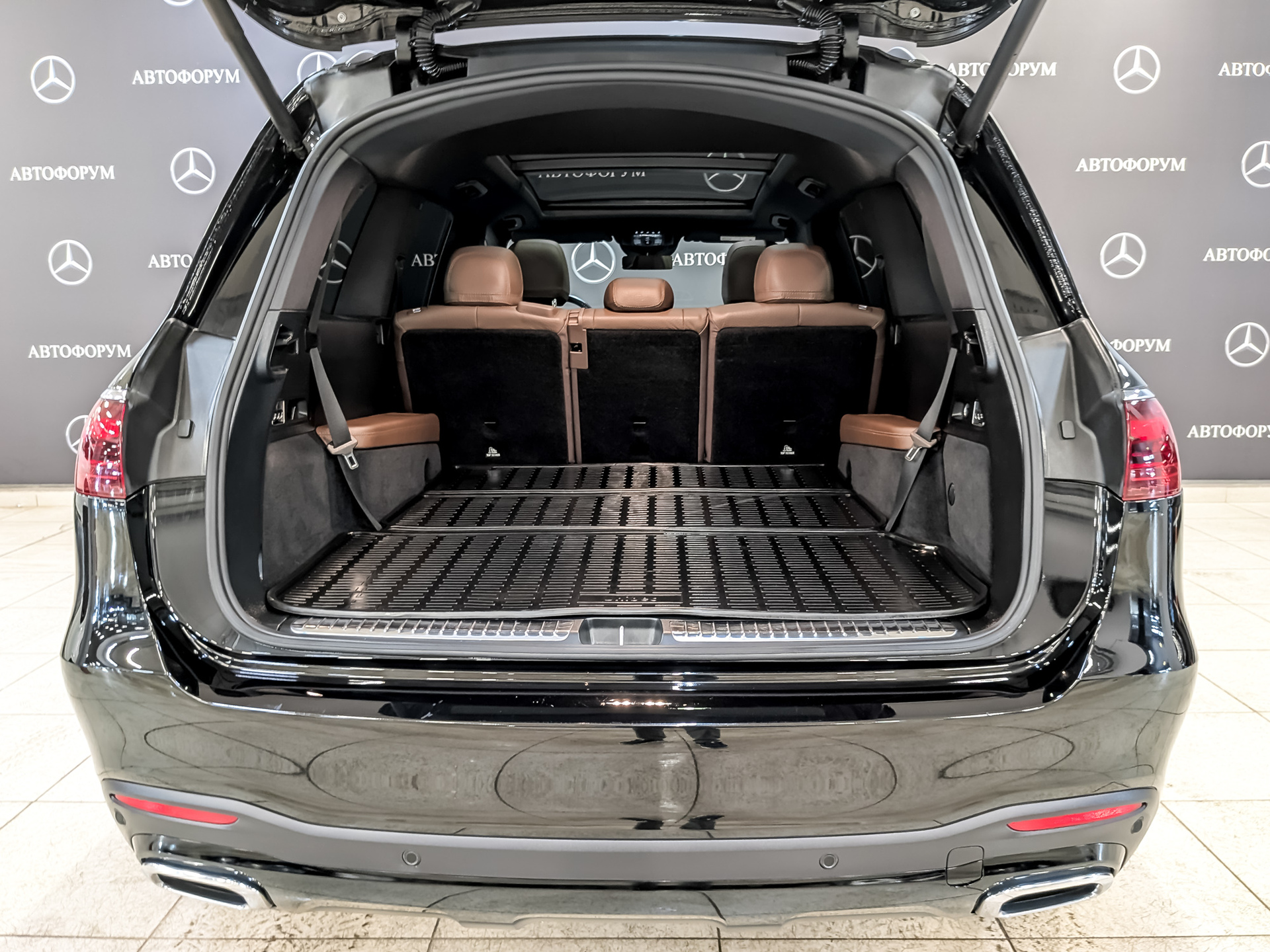 MERCEDES-BENZ GLS 3.00 (381 л.с), автомат, 2024, пробег 50 602 км