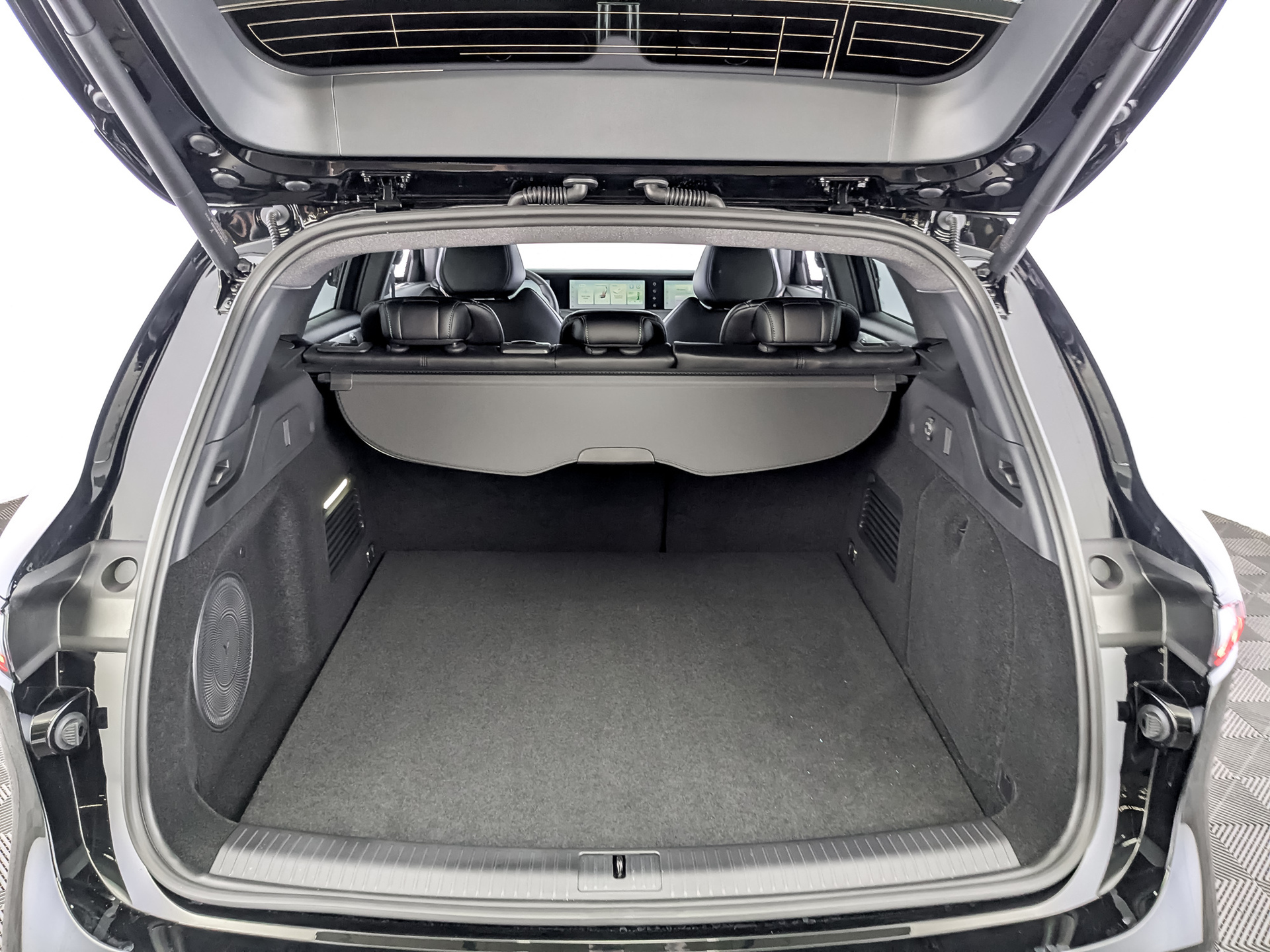 Фото Voyah Free FL EVR SPORT+ 1.5ELH/224 43кВт 4WD