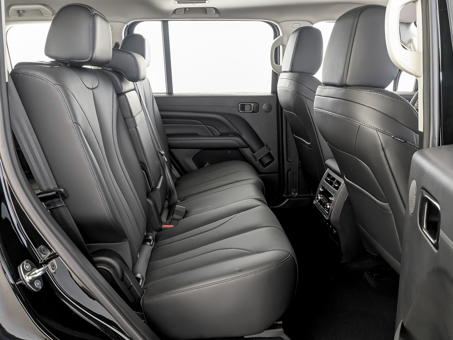 Фото Haval H9 Премиум 2.0T/218 8AT 4WD
