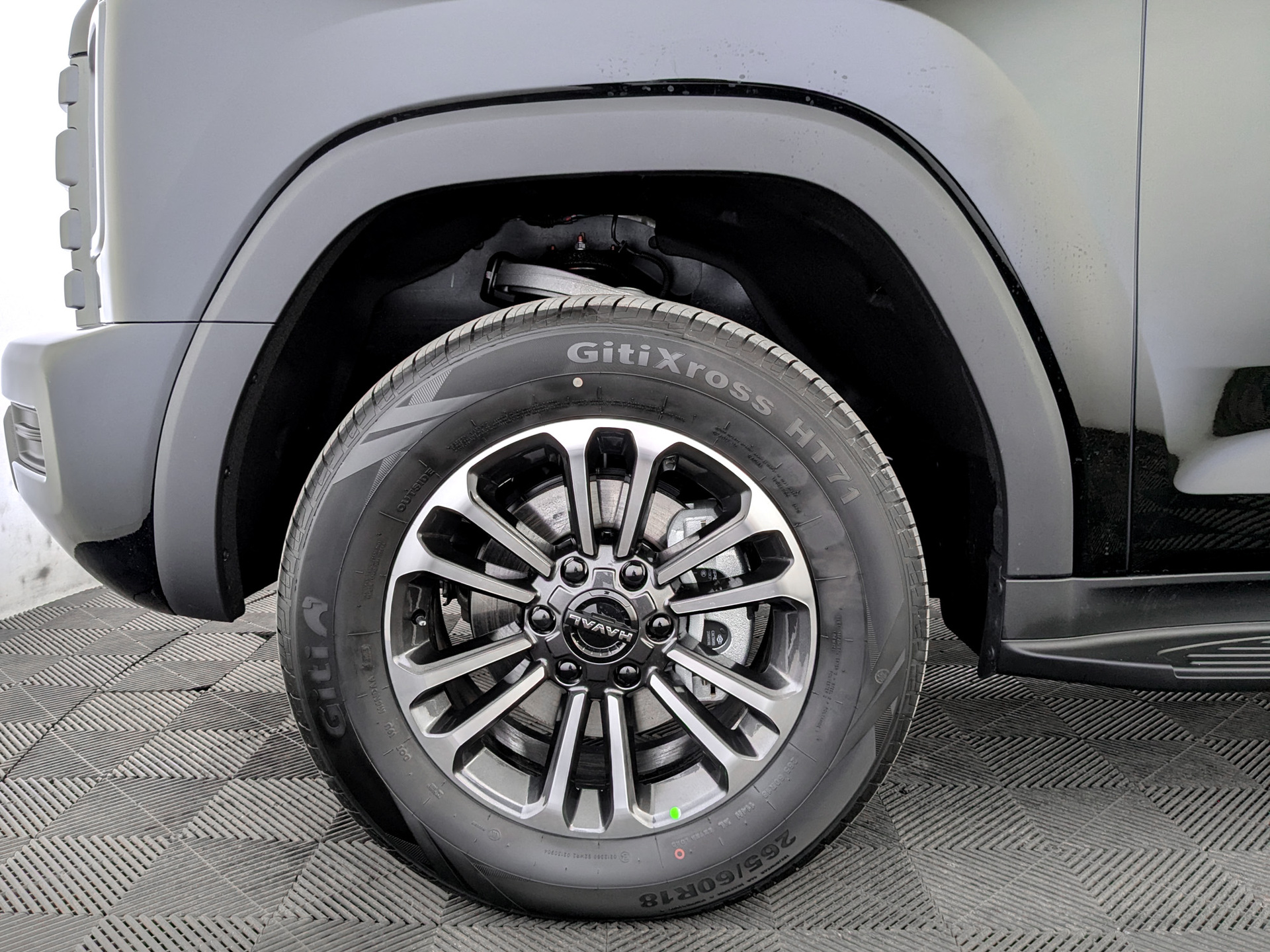 Фото Haval H9 Премиум 2.0T/218 8AT 4WD