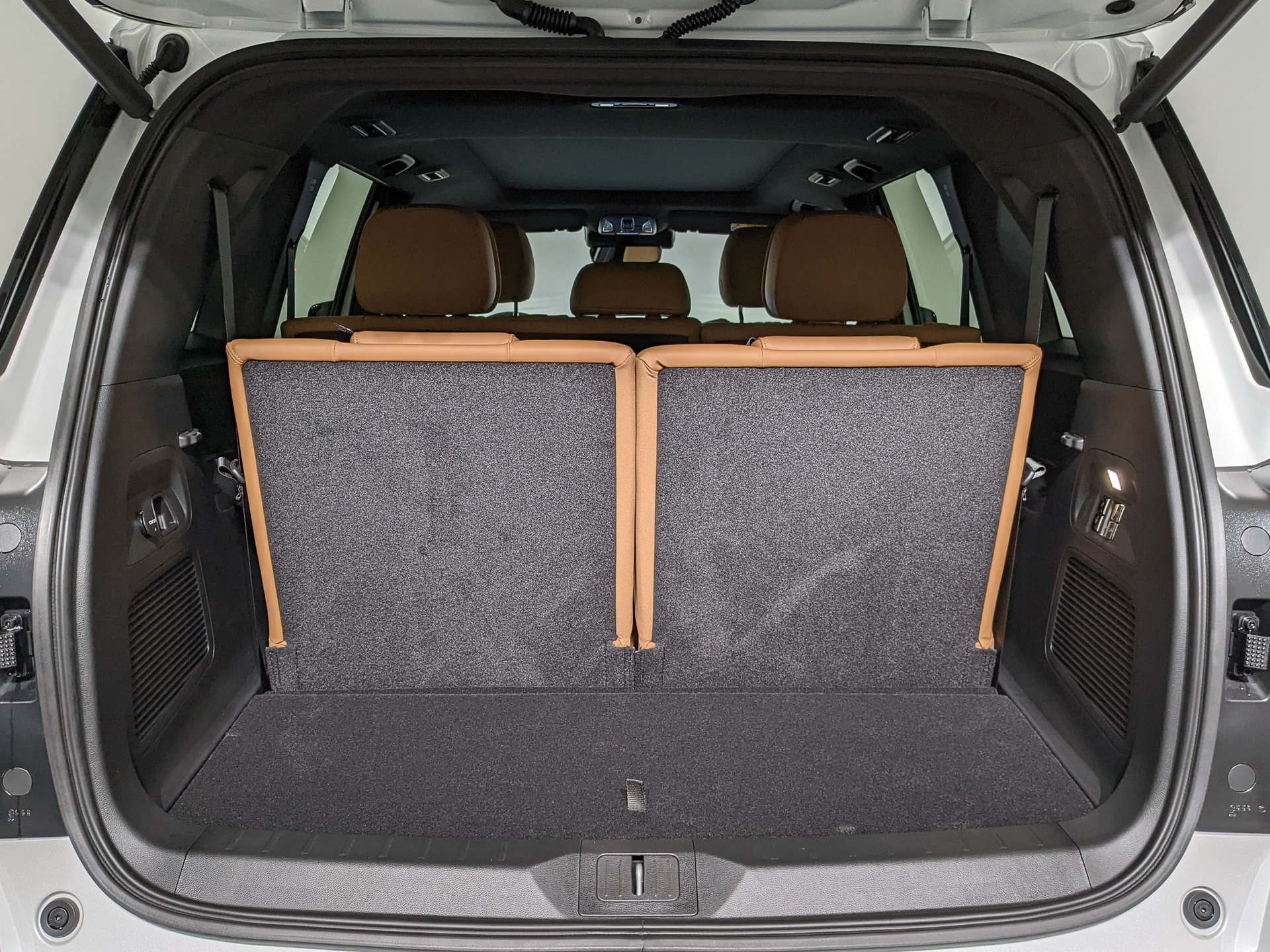 Фото GAC GS8 FL GX Premium 2.0T/231 8AT 4WD 7S