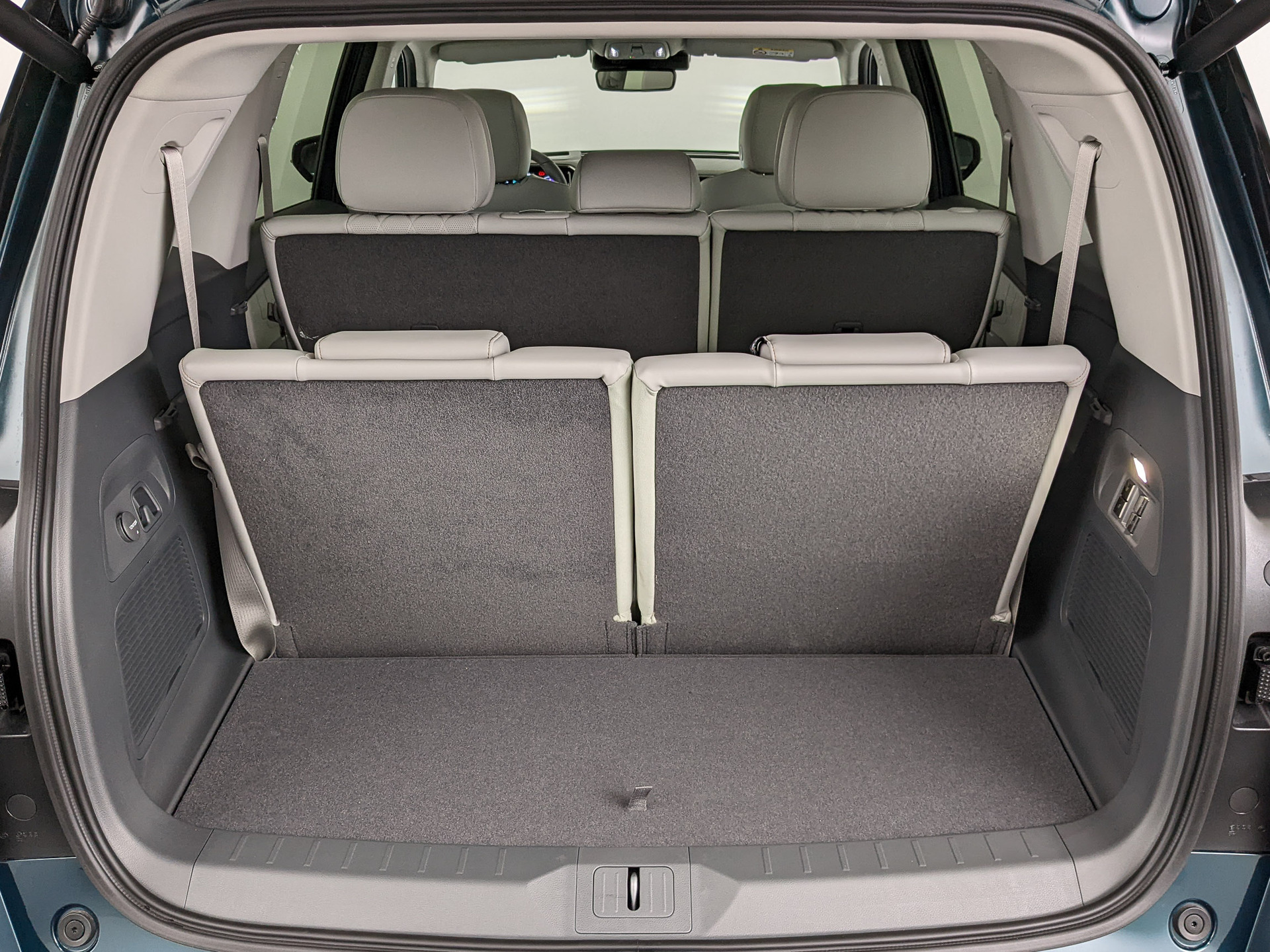 Фото GAC GS8 FL GX Premium 2.0T/231 8AT 4WD 7S