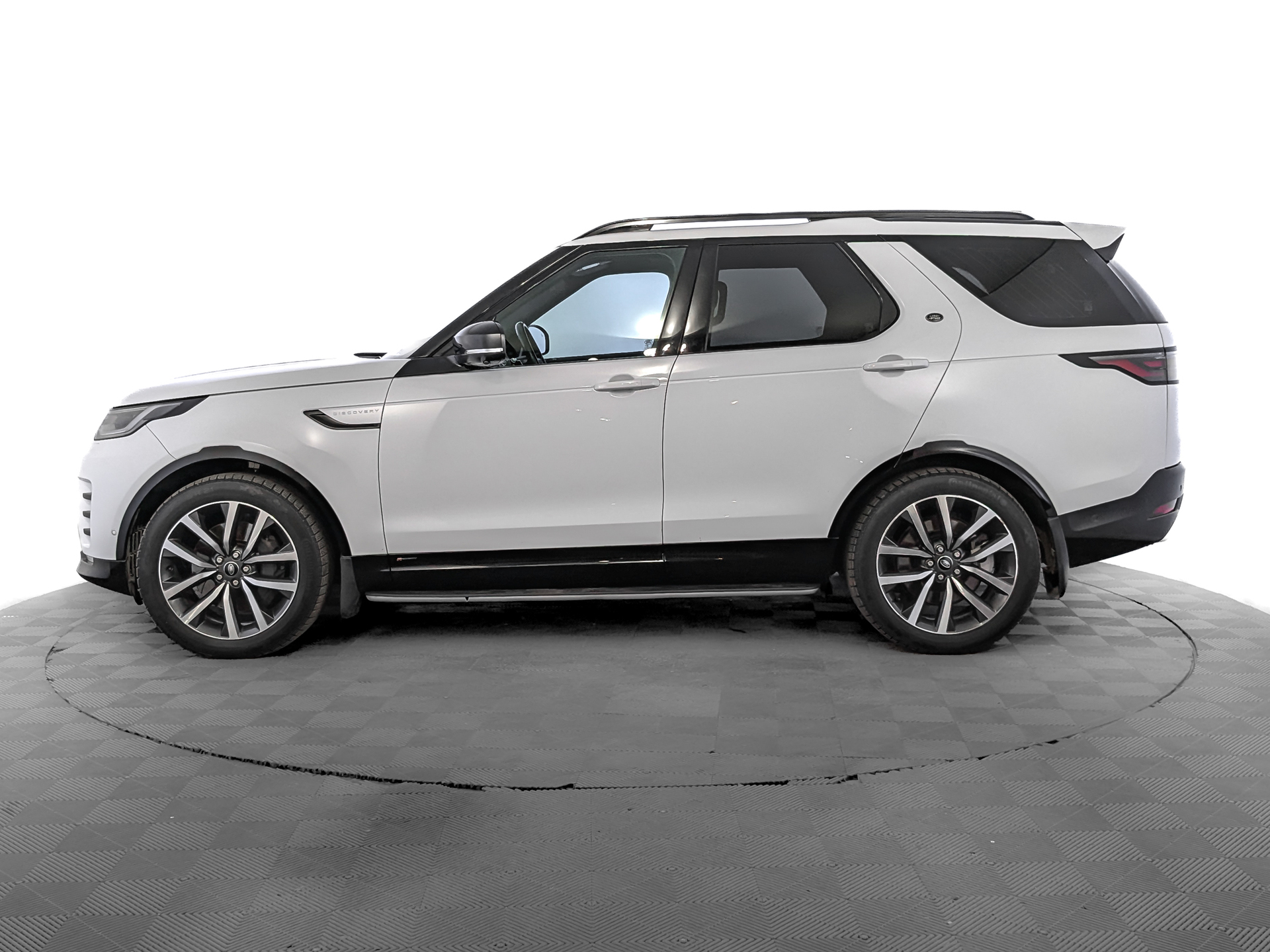 LAND ROVER Discovery 3.00 (360 л.с), автомат, 2021, пробег 84 000 км
