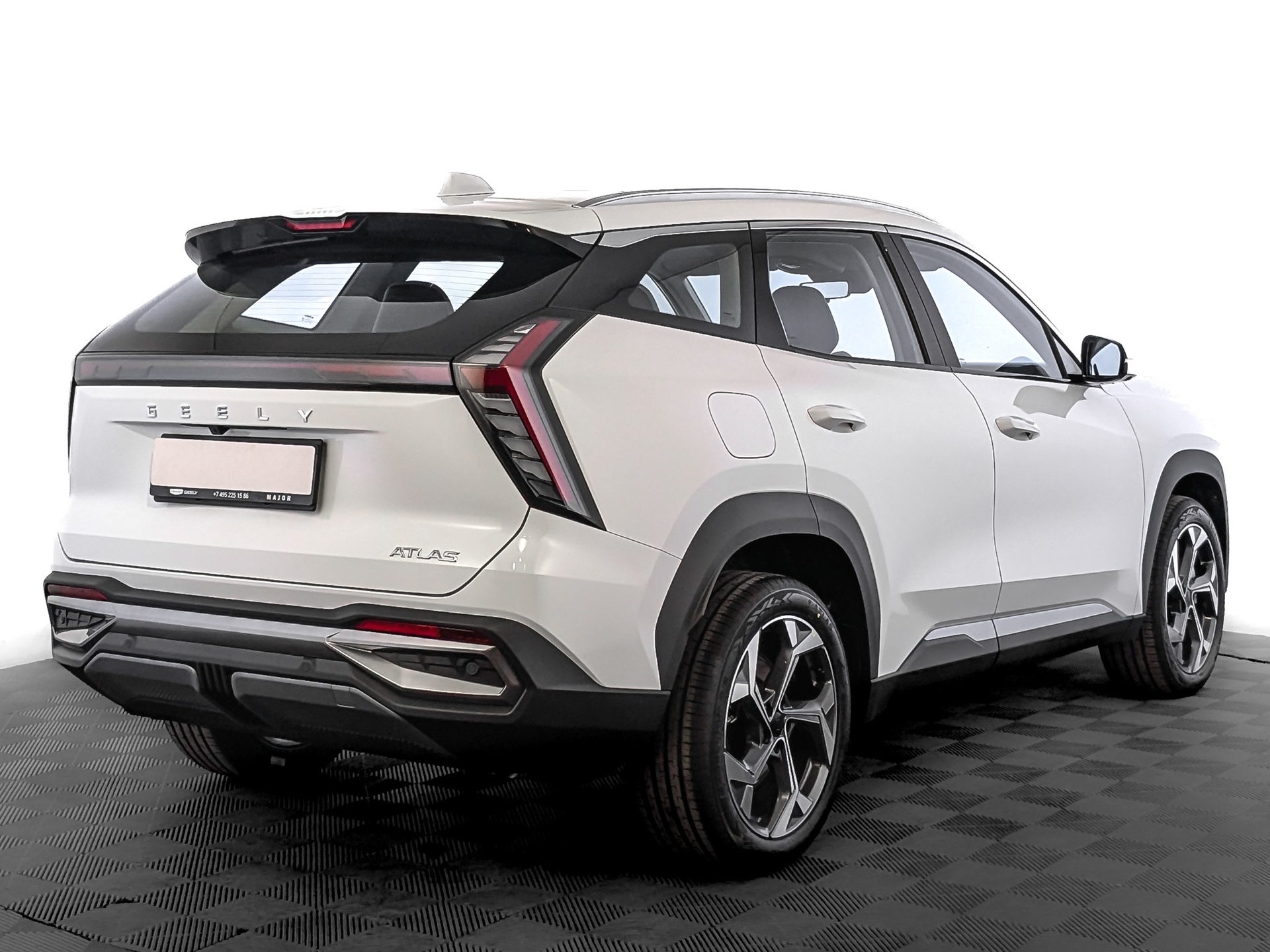 Фото Geely Atlas Luxury 1.5T/147 7RT 2WD