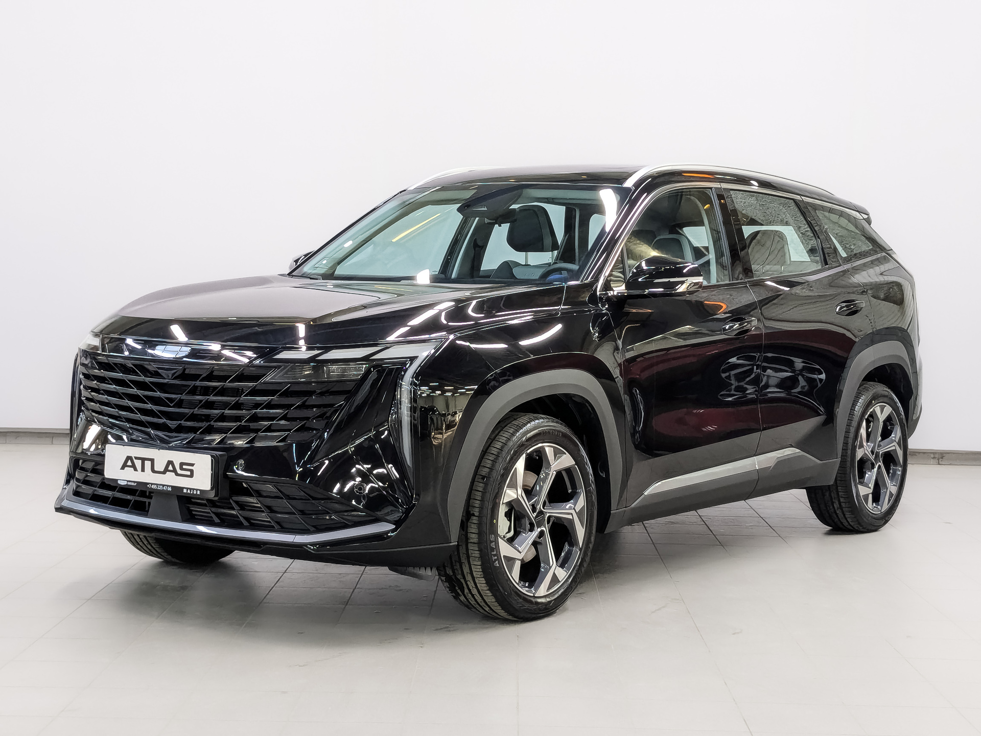 Фото Geely Atlas Luxury 1.5T/147 7RT 2WD