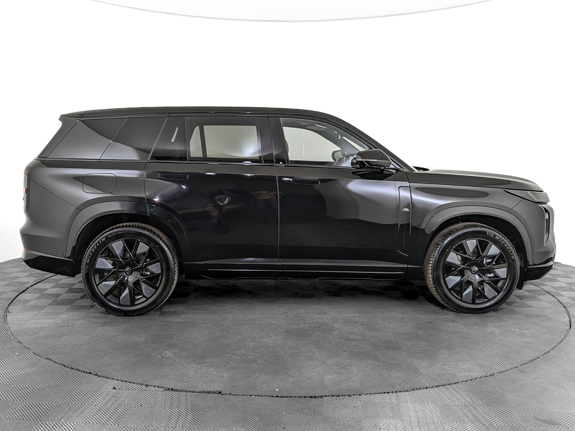 Фото GAC S7 SX Premium 1.5ELH/122 36.3кВт 4WD