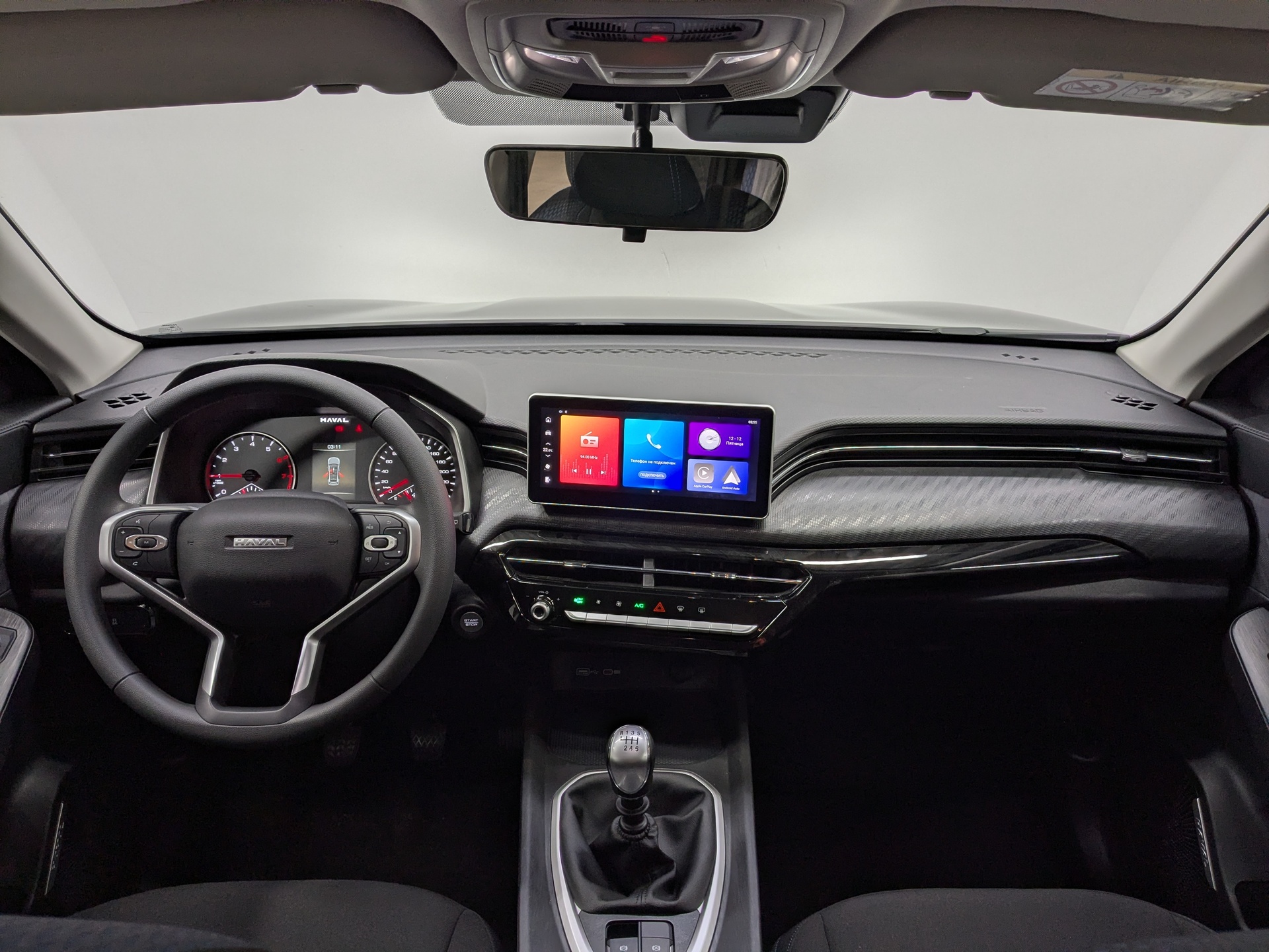 Фото Haval Jolion Комфорт 1.5T/143 6MT 2WD