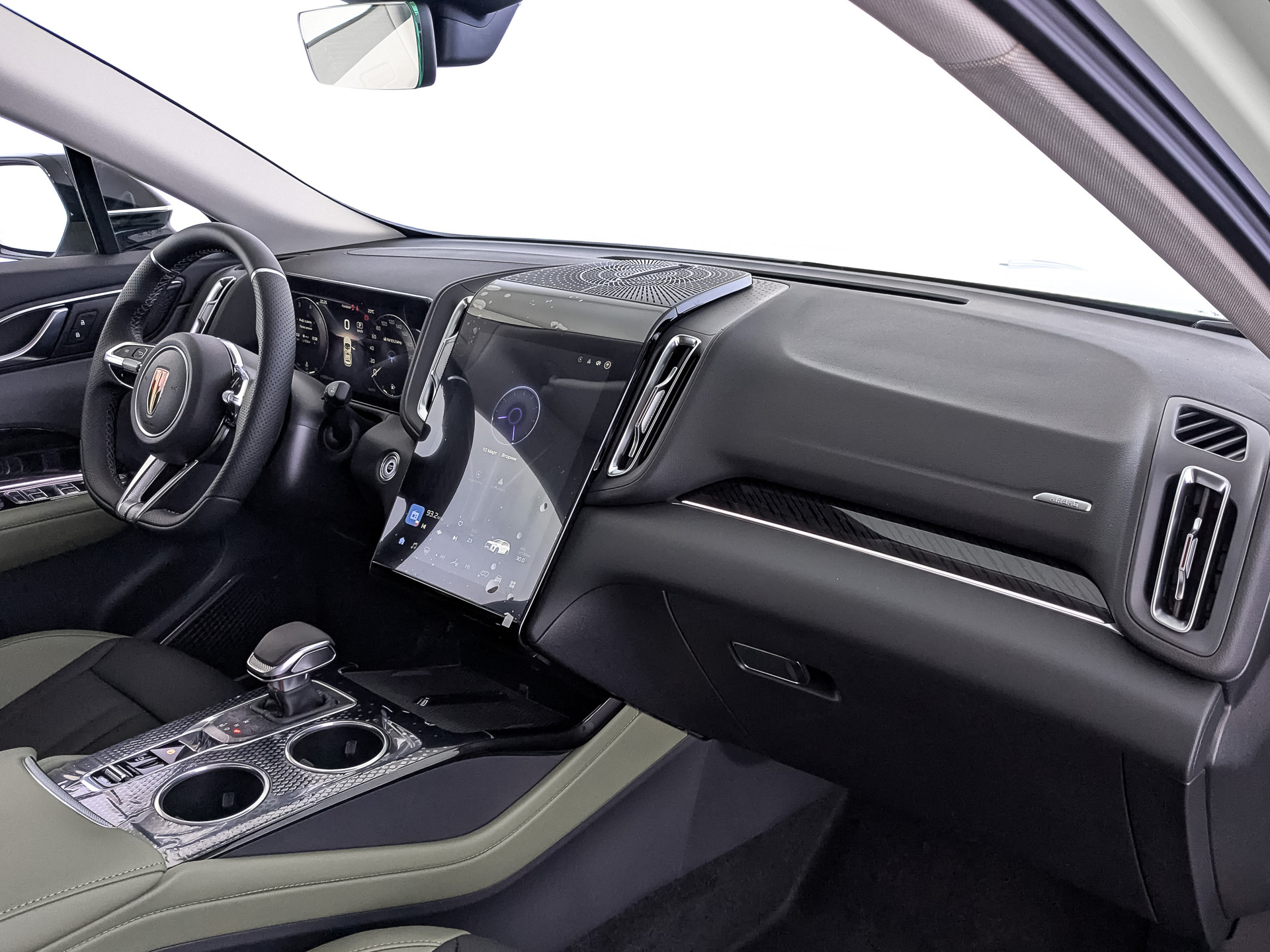 Фото Hongqi HS3 Comfort 1.5Т/156 7RT FWD