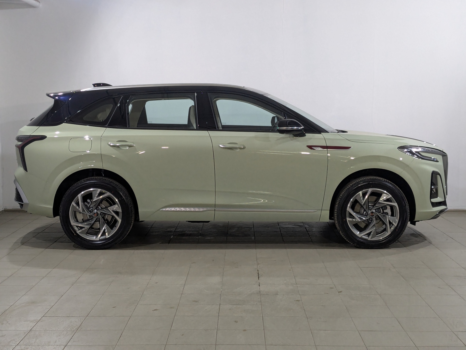 Фото Hongqi HS3 Comfort 1.5Т/156 7RT FWD