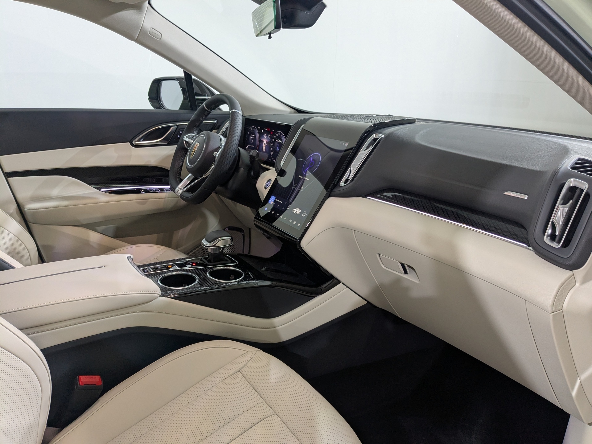 Фото Hongqi HS3 Comfort 1.5Т/156 7RT FWD