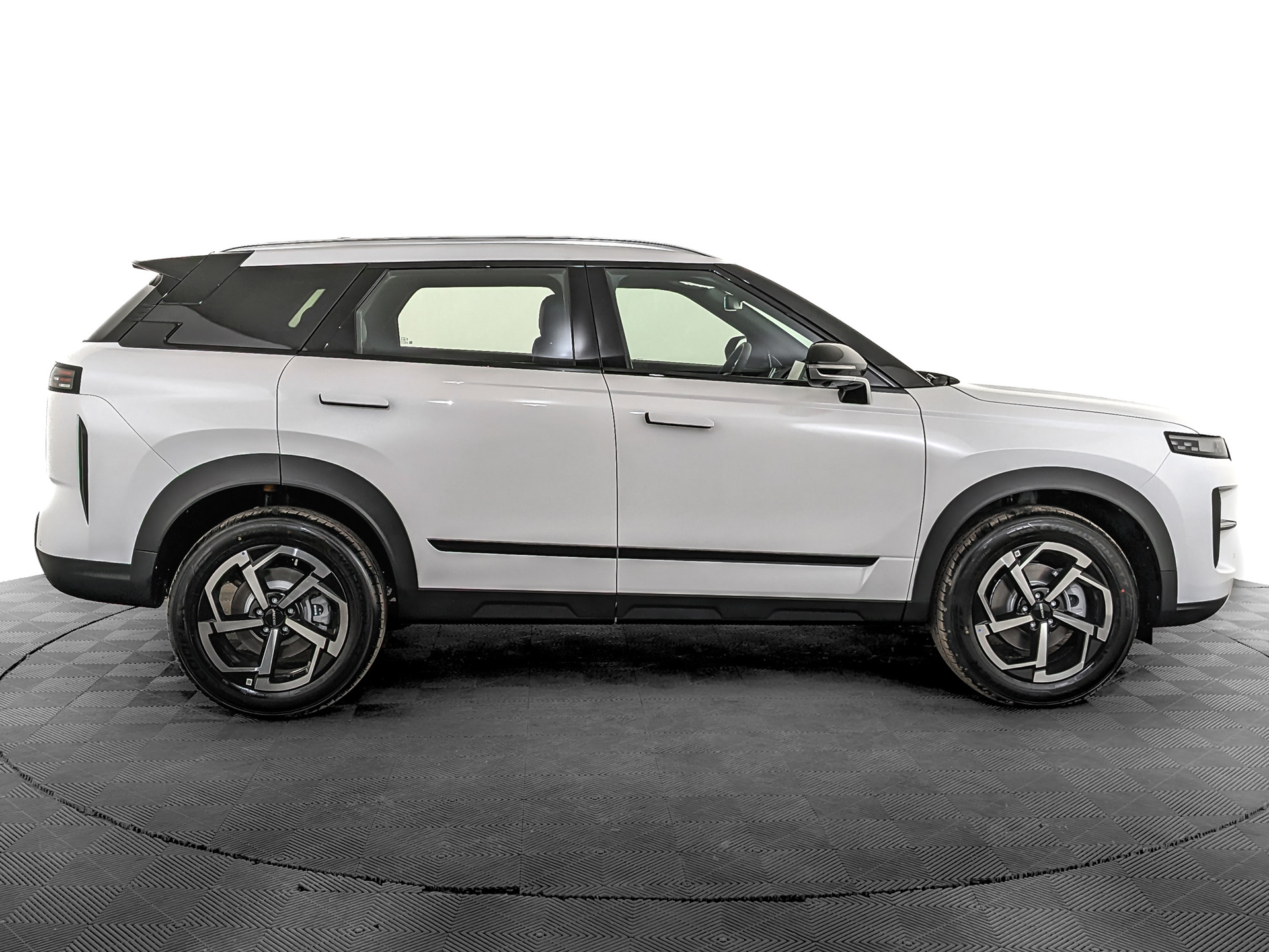Фото JAECOO J7 Престиж LP FL 1.6T/150 7RT 2WD