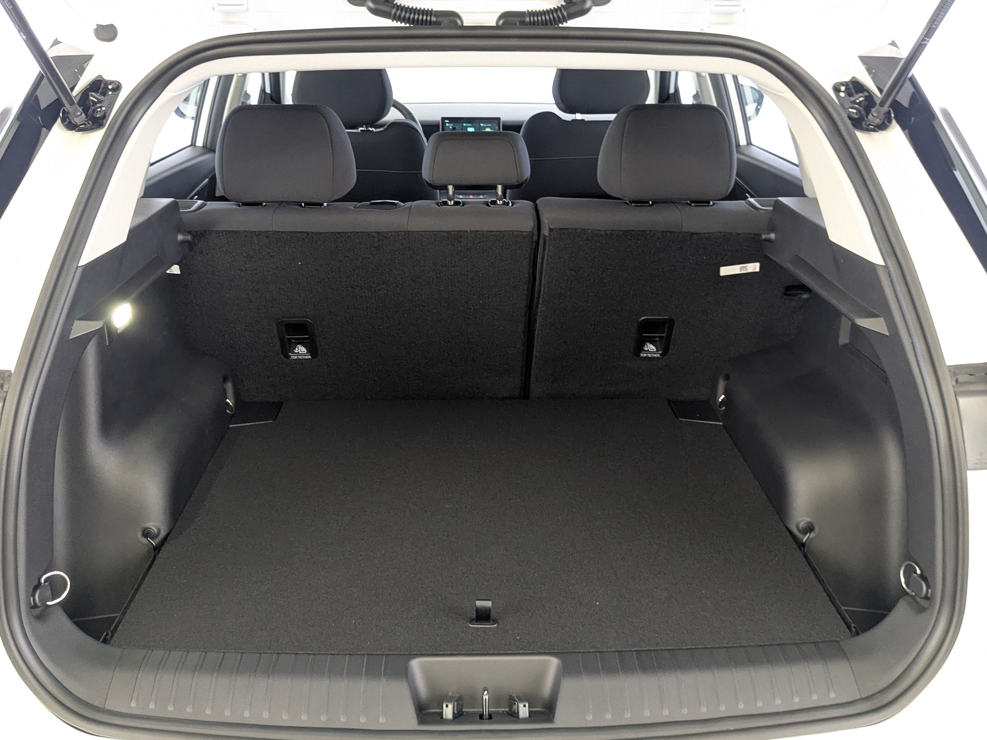 Фото JAECOO J6 Актив 1.5T/147 6RT 2WD