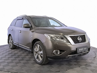 Nissan Pathfinder R52