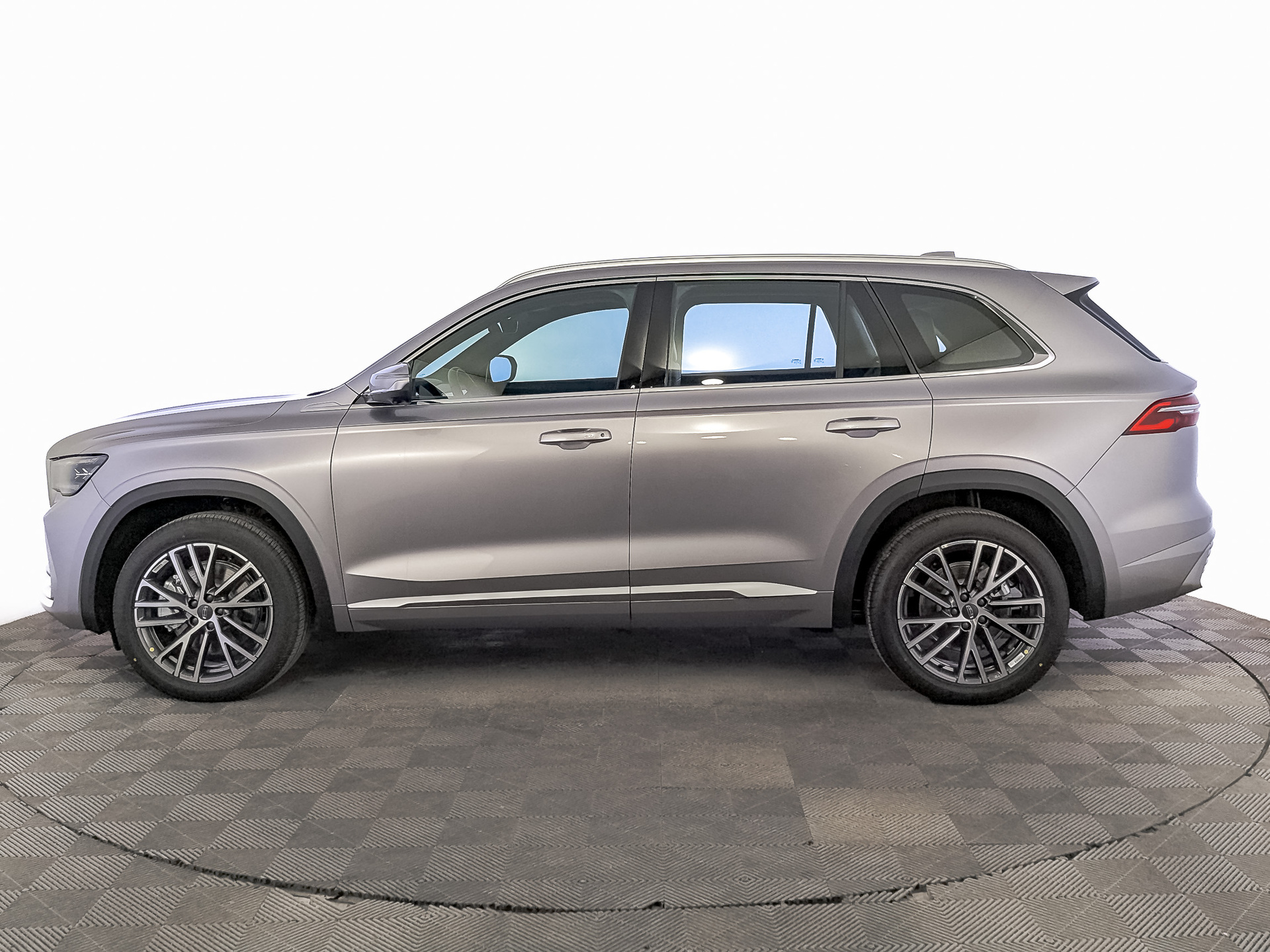Фото Geely Monjaro Luxury SE 2.0T/238 8AT 4WD