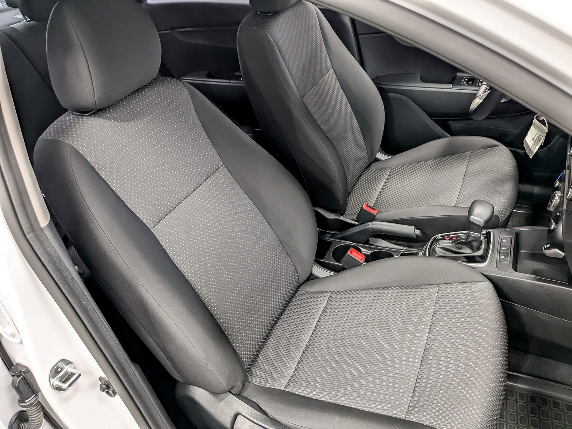 KIA Rio 1.60 (123 л.с), автомат, 2021, пробег 38 885 км