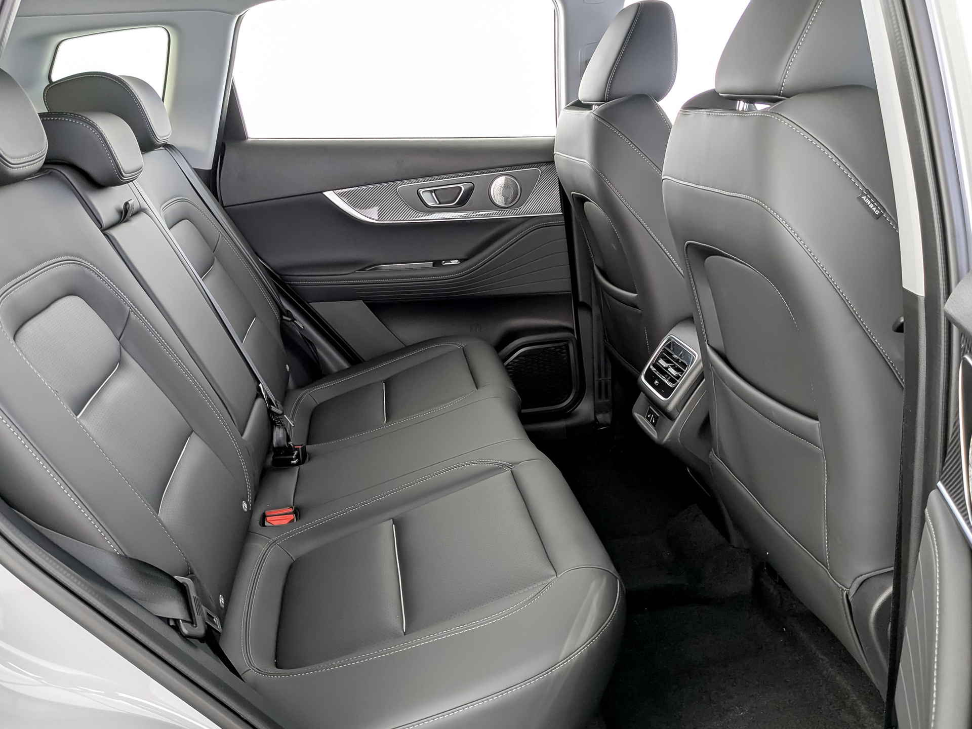 Фото Tenet T7 Active 1.6T/150 7RT 4WD