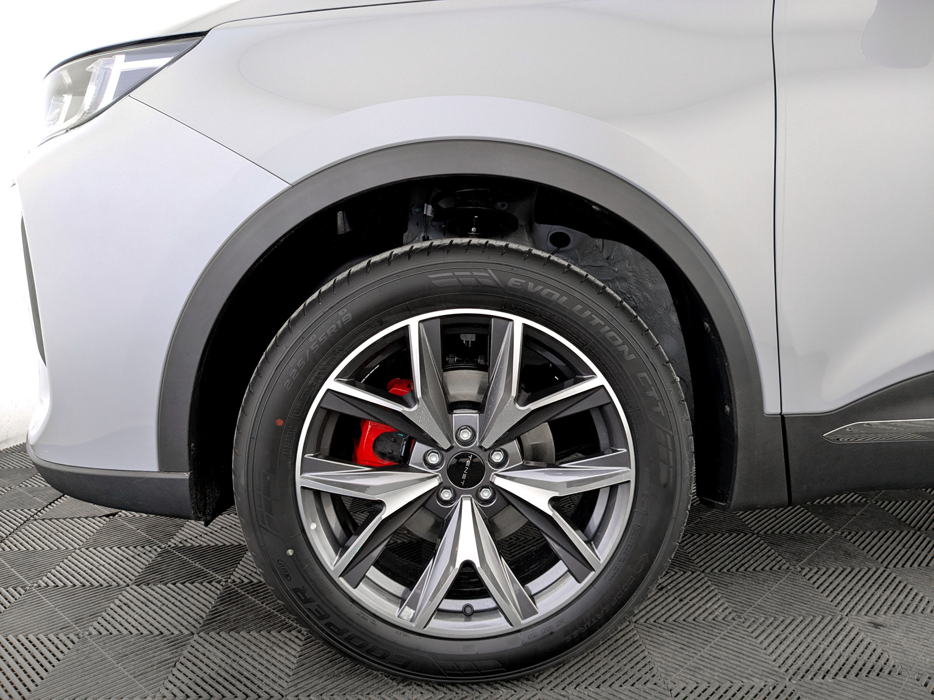 Фото Tenet T7 Active 1.6T/150 7RT 4WD