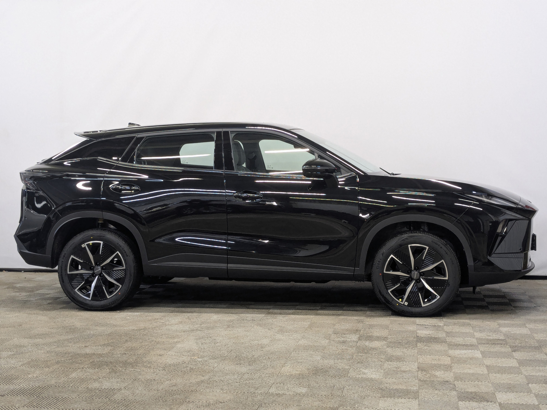 Фото Omoda C5 Стиль NG 1.5T/147 6RT 2WD