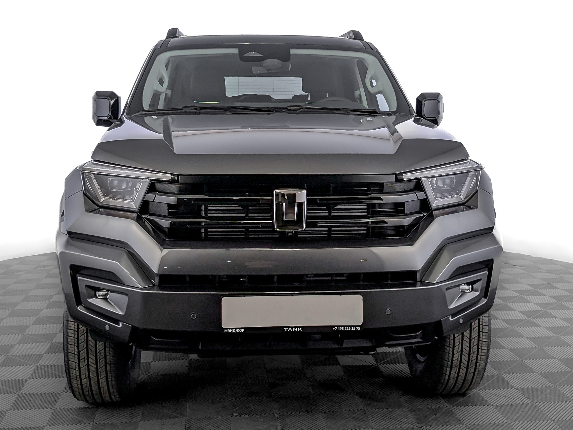 Фото Tank 400 Премиум (Premium) 2.0T/245 9AT 4WD