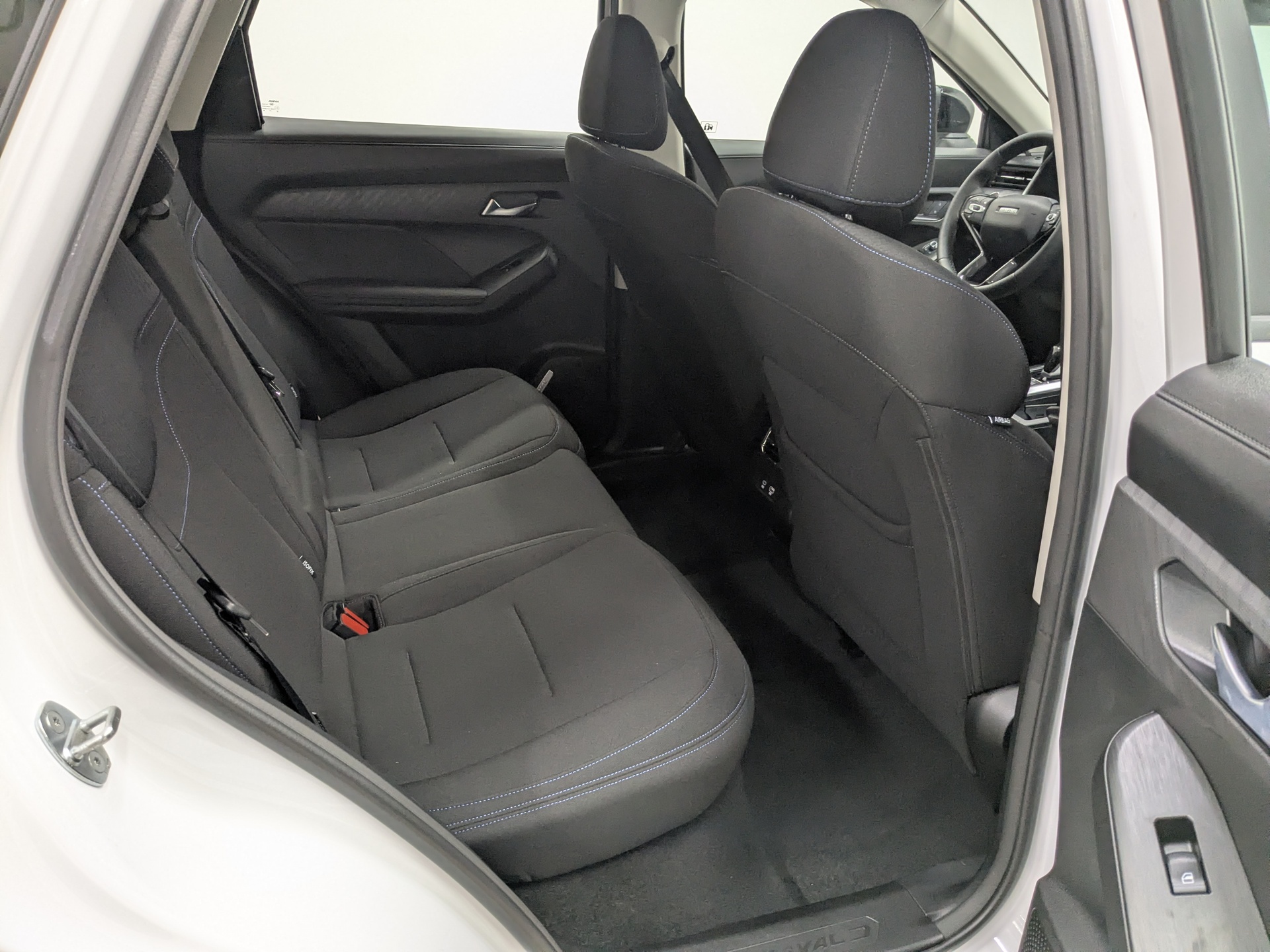 Фото Haval Jolion Оптимум 1.5T/150 7RT 4WD