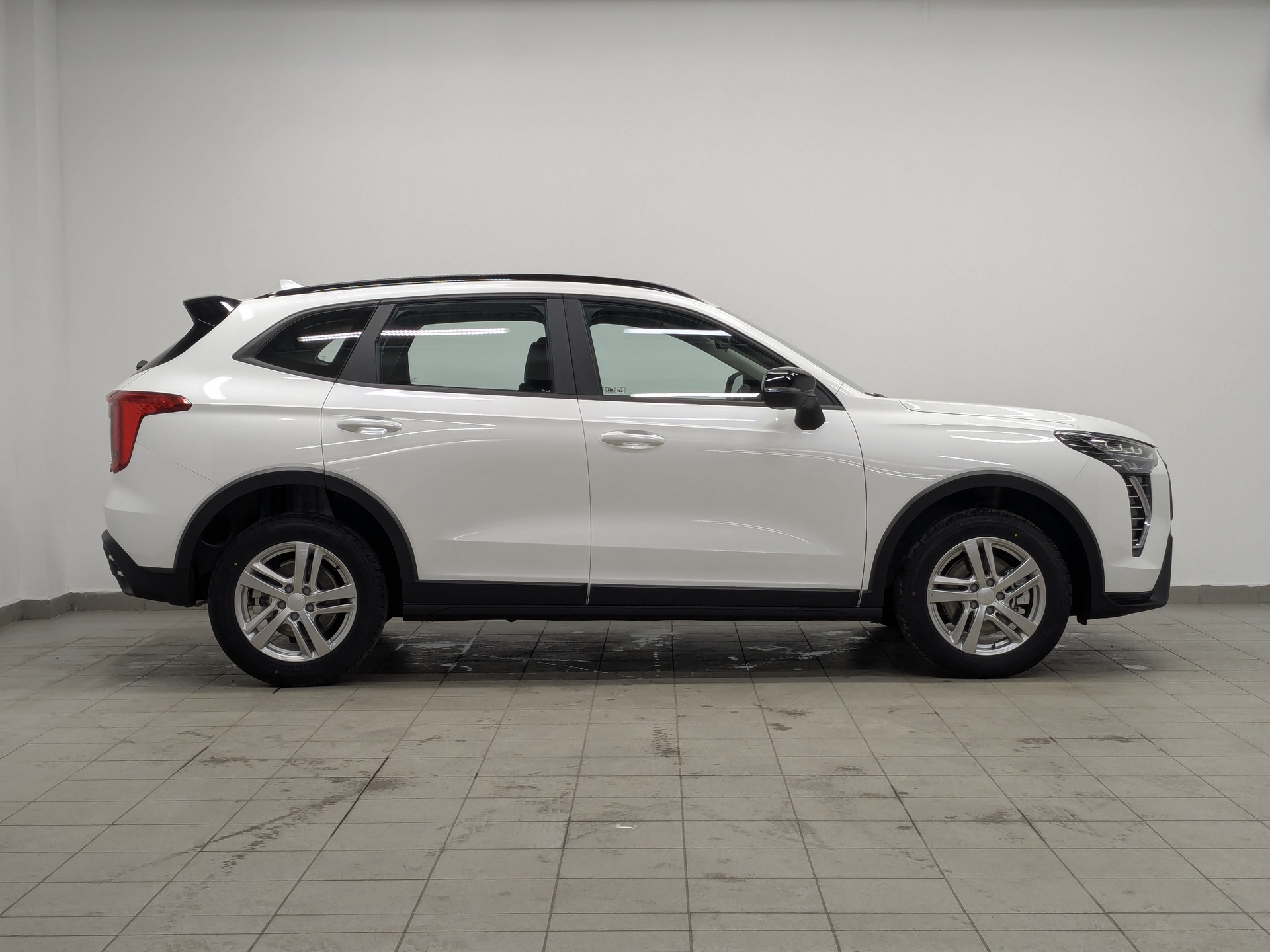 Фото Haval Jolion Оптимум 1.5T/150 7RT 4WD