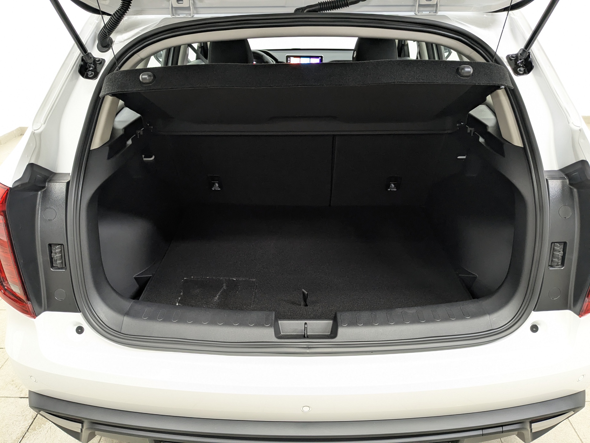 Фото Haval Jolion Оптимум 1.5T/150 7RT 4WD