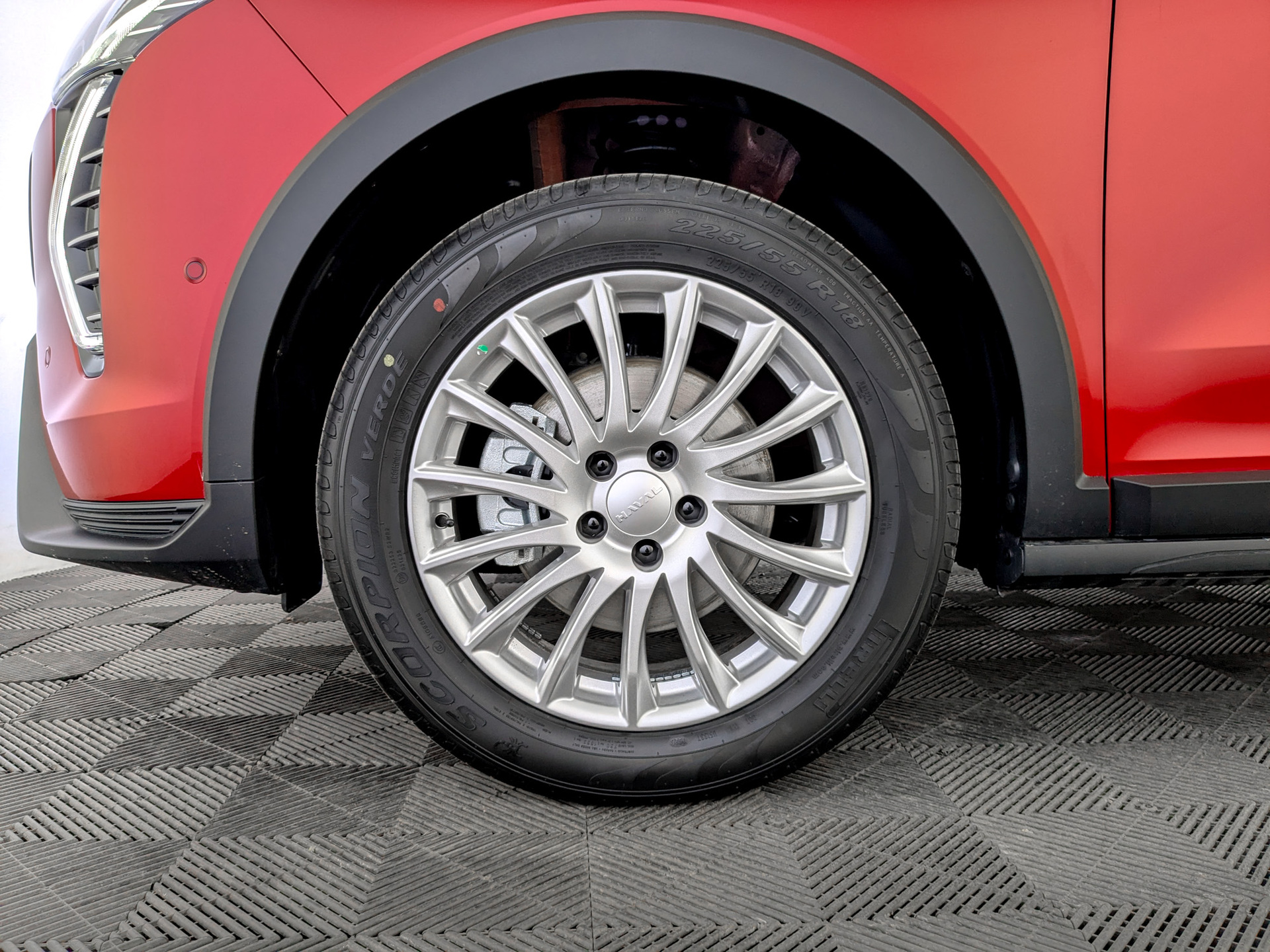 Фото Haval Jolion Техно + 1.5T/150 7RT 4WD