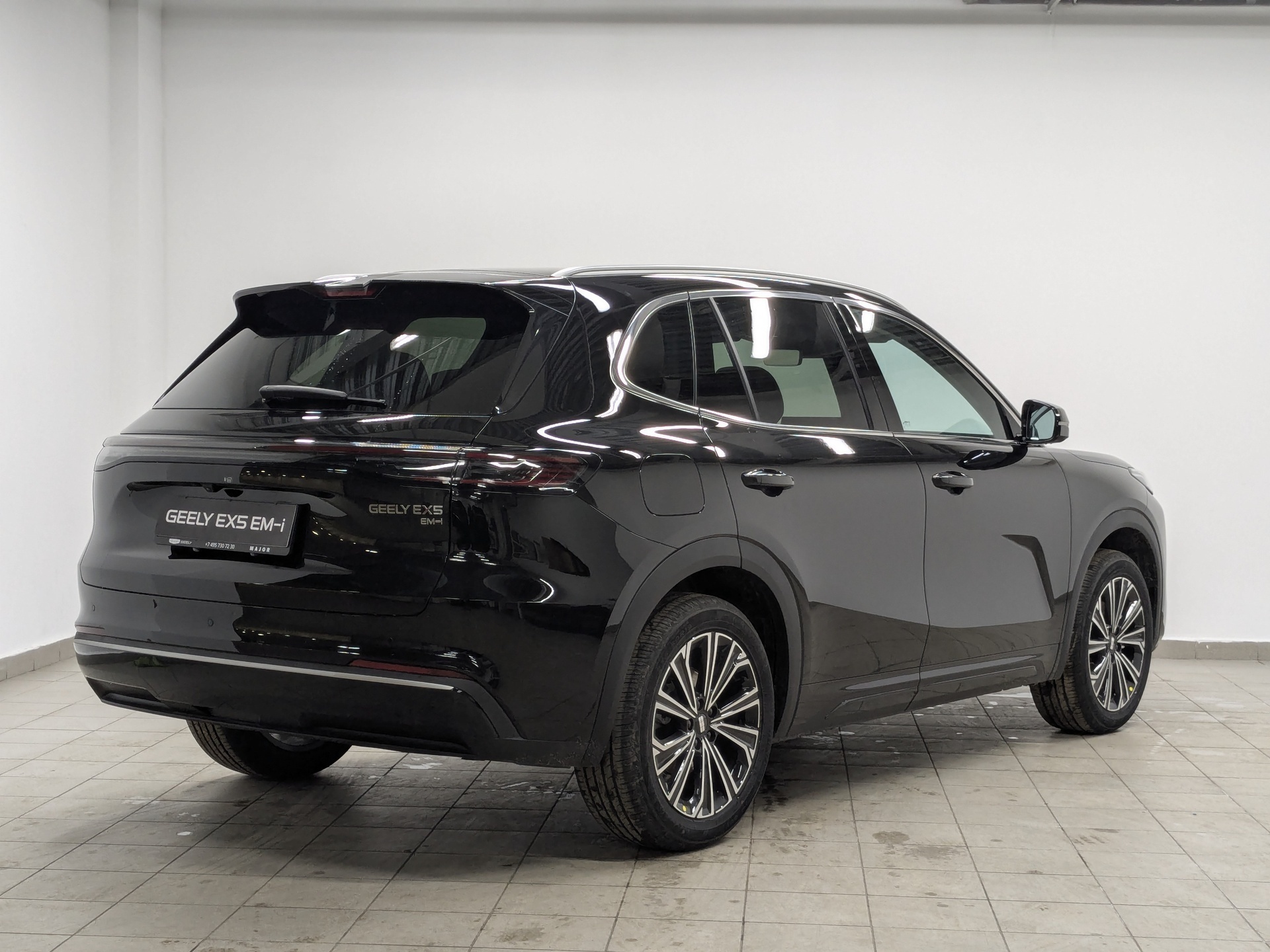 Фото Geely EX5 EM-i PHEV Max 1.5H/167 DHT 18.4кВт 2WD