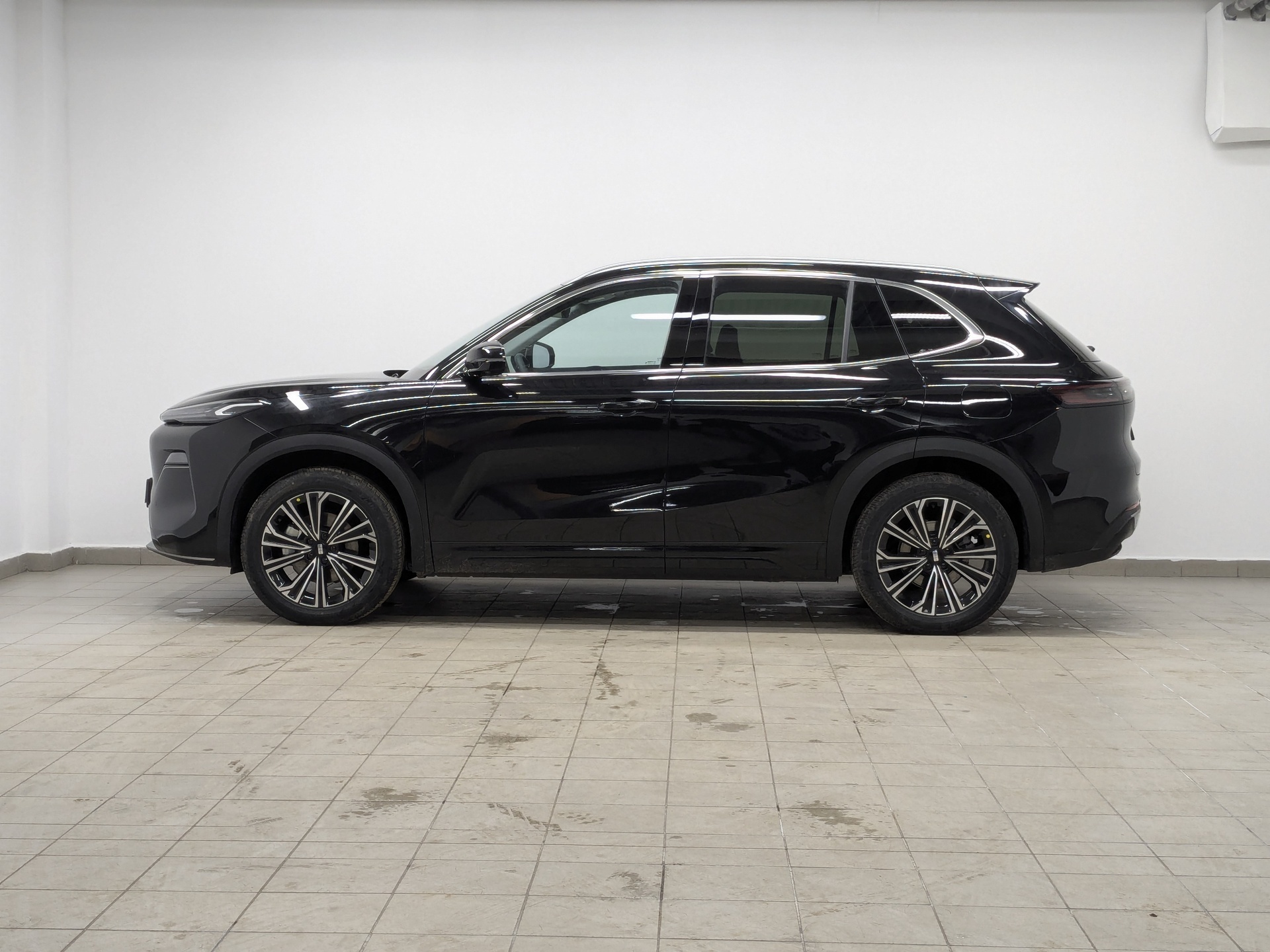 Фото Geely EX5 EM-i PHEV Max 1.5H/167 DHT 18.4кВт 2WD