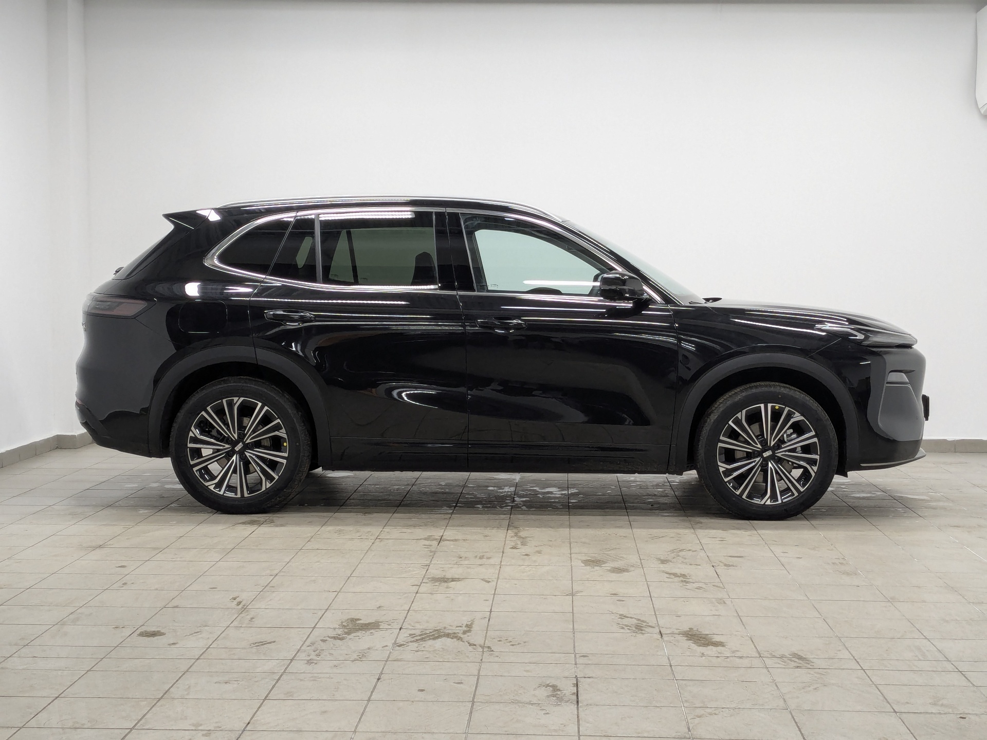 Фото Geely EX5 EM-i PHEV Max 1.5H/167 DHT 18.4кВт 2WD