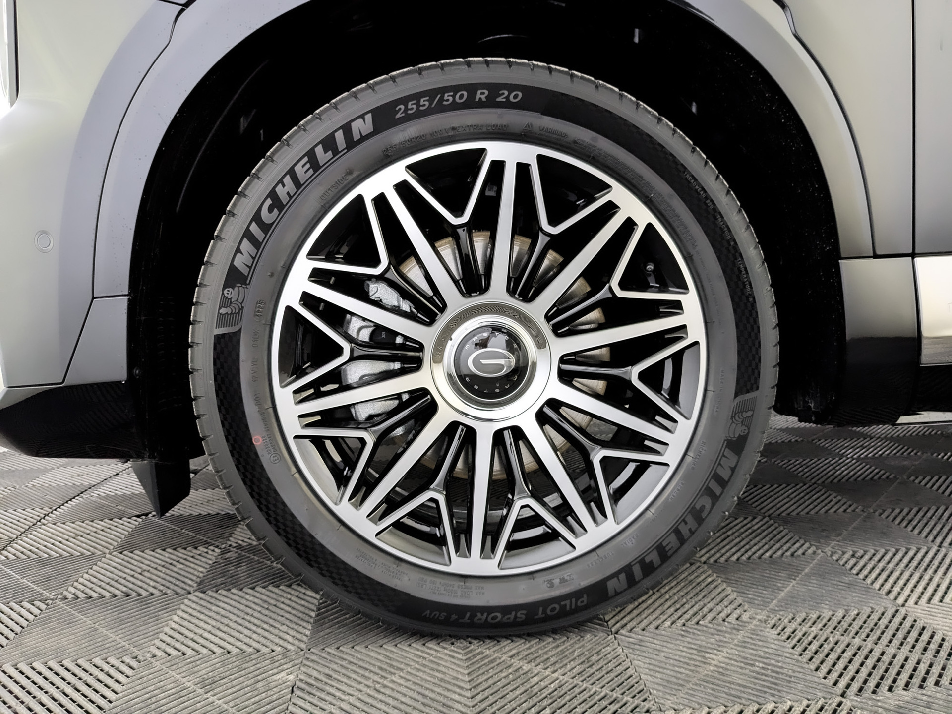 Фото GAC GS8 FL GX Premium 2.0T/231 8AT 4WD 7S