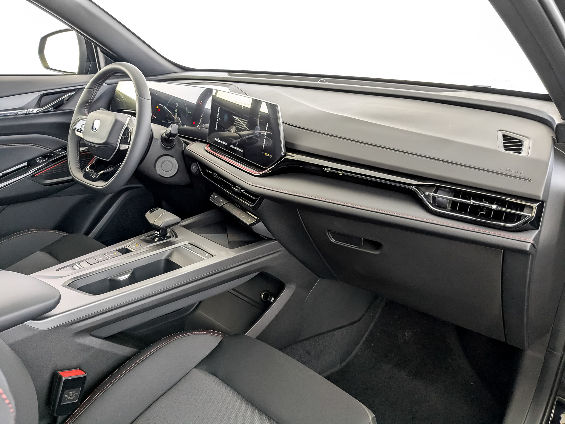 Фото Changan CS35 MAX Комфорт 1.5T/147 7RT Передний привод