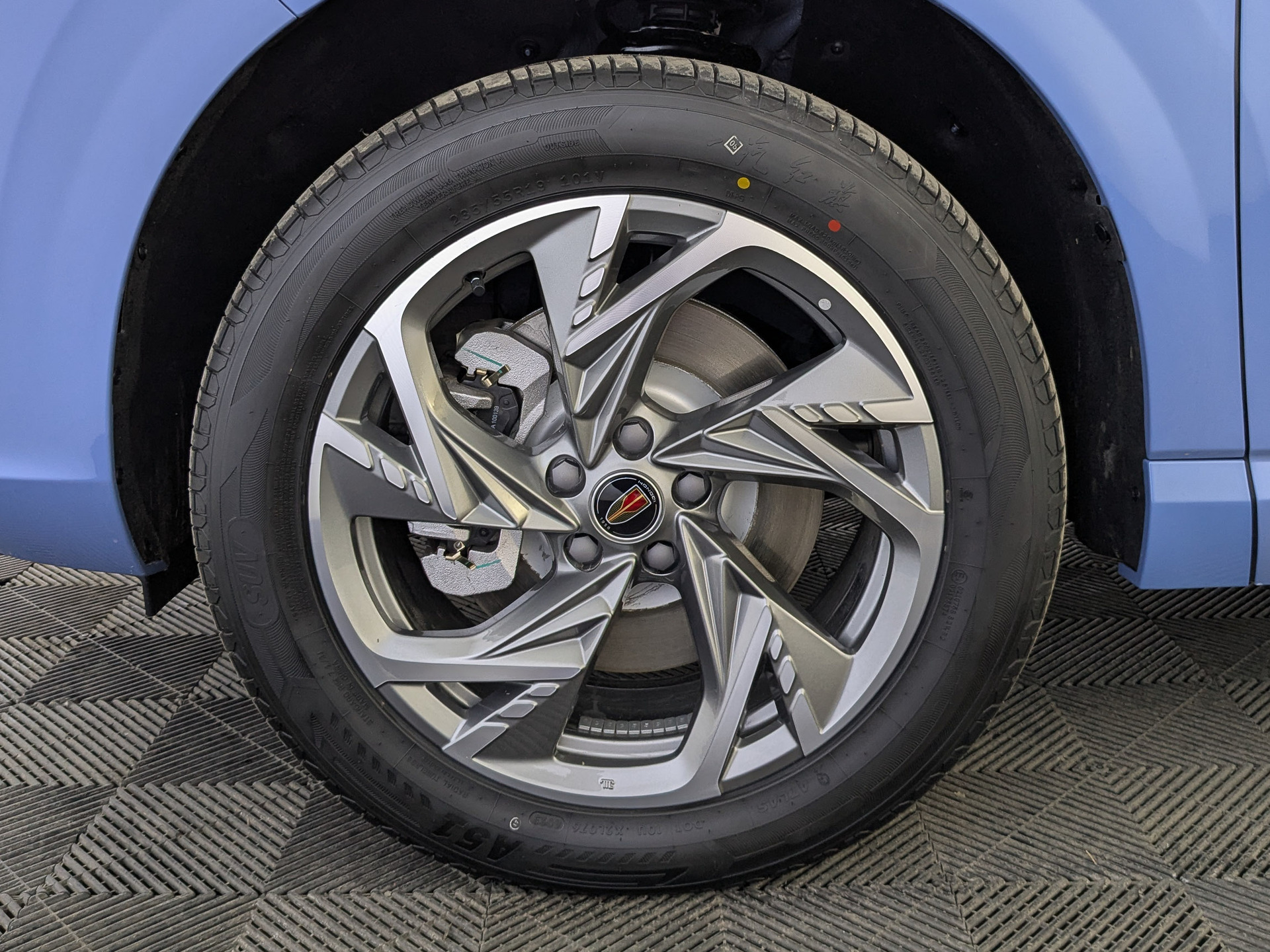 Фото Hongqi HS3 Comfort 1.5Т/156 7RT FWD
