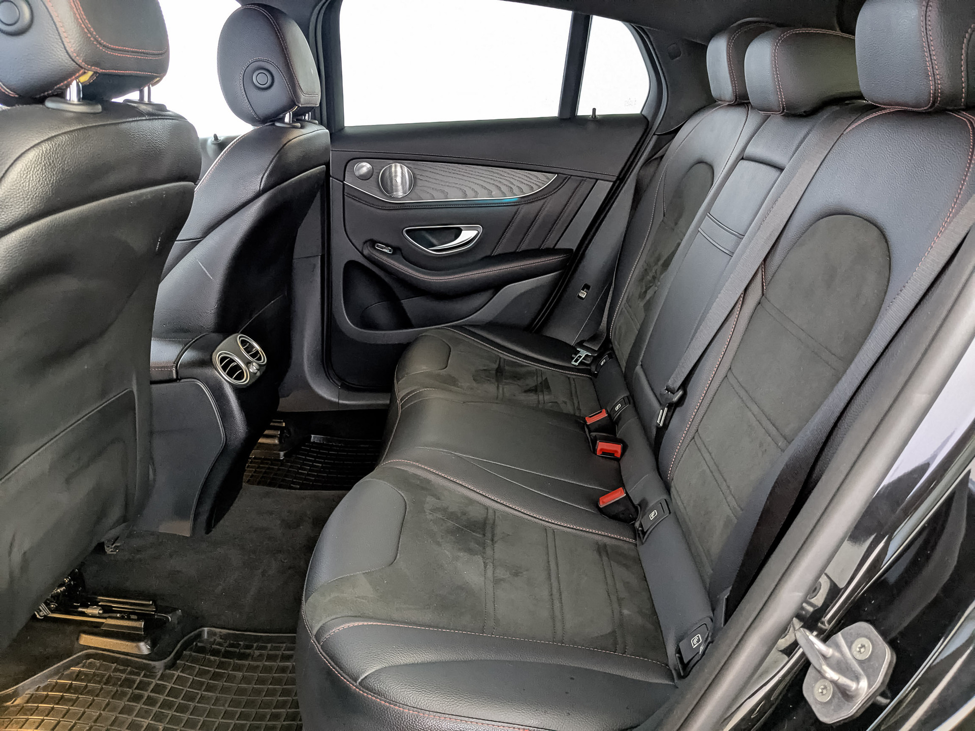 MERCEDES-BENZ GLC Coupe 3.00 (367 л.с), автомат, 2017, пробег 92 995 км