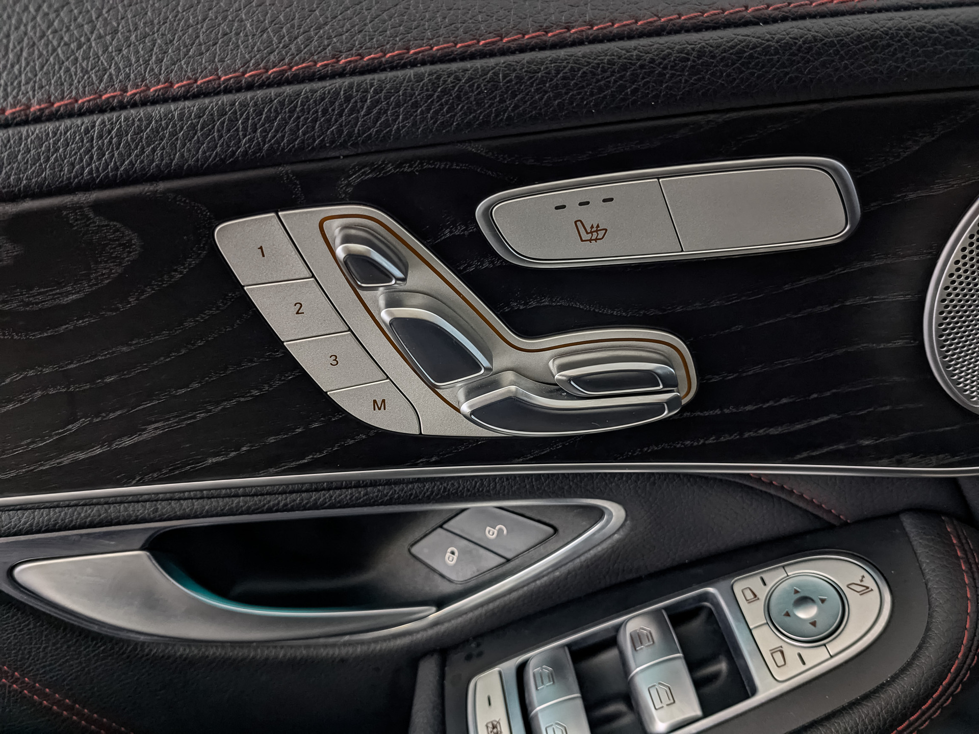 MERCEDES-BENZ GLC Coupe 3.00 (367 л.с), автомат, 2017, пробег 92 995 км