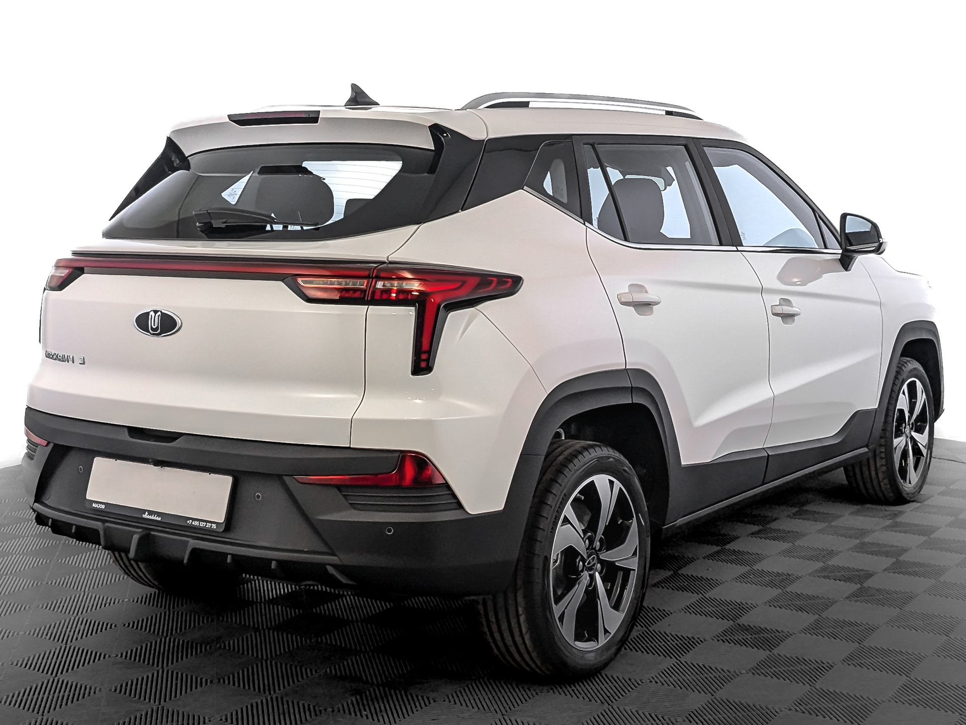 Фото Москвич 3 Комфорт с телематикой 1.5T/136 CVT 5D