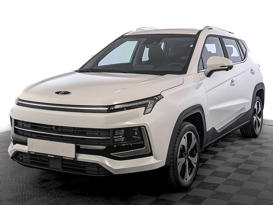 Москвич 3 Комфорт с телематикой 1.5T/136 CVT 5D